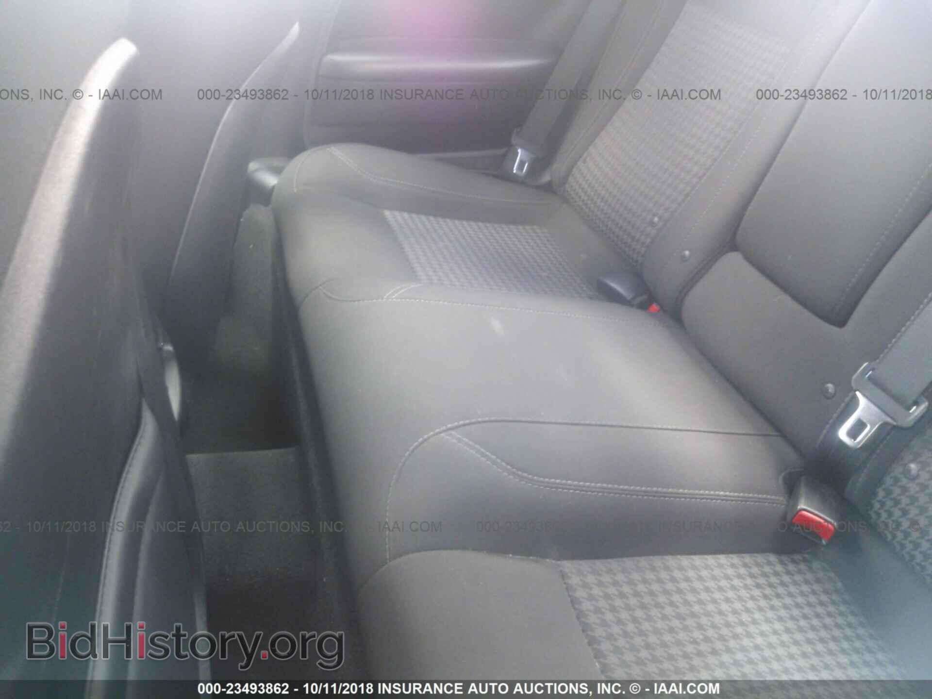 2015 Dodge Challenger - VIN: 2C3CDZAG4FH773726 - Фото 8