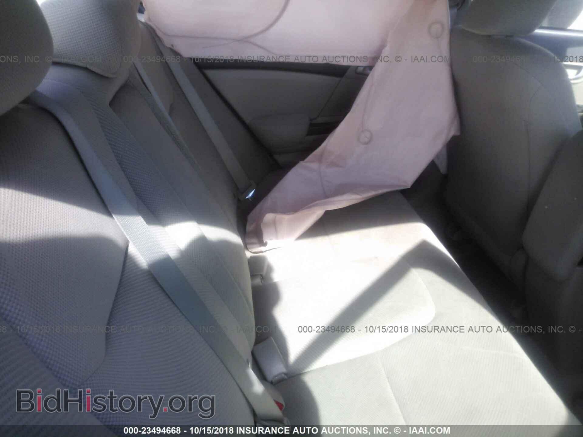 2012 Honda Civic - VIN: 2HGFB2F81CH518357 - Photo 8