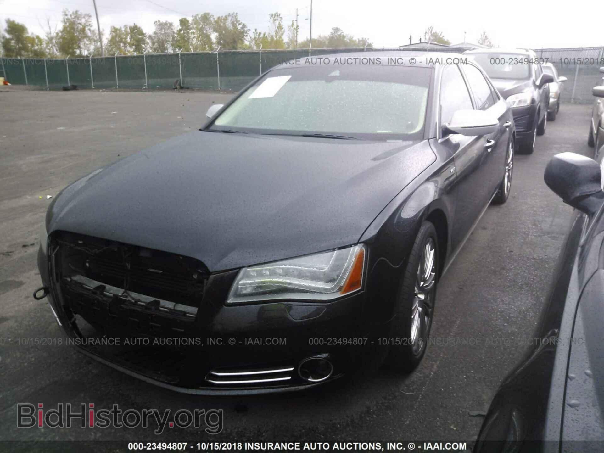2013 Audi A8 - VIN: WAUR2AFD8DN010797 - Фото 2