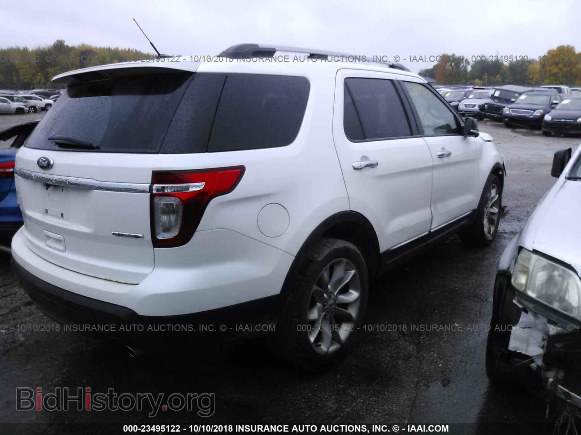 2013 Ford Explorer - VIN: 1FM5K7D8XDGB12824 - Photo 4
