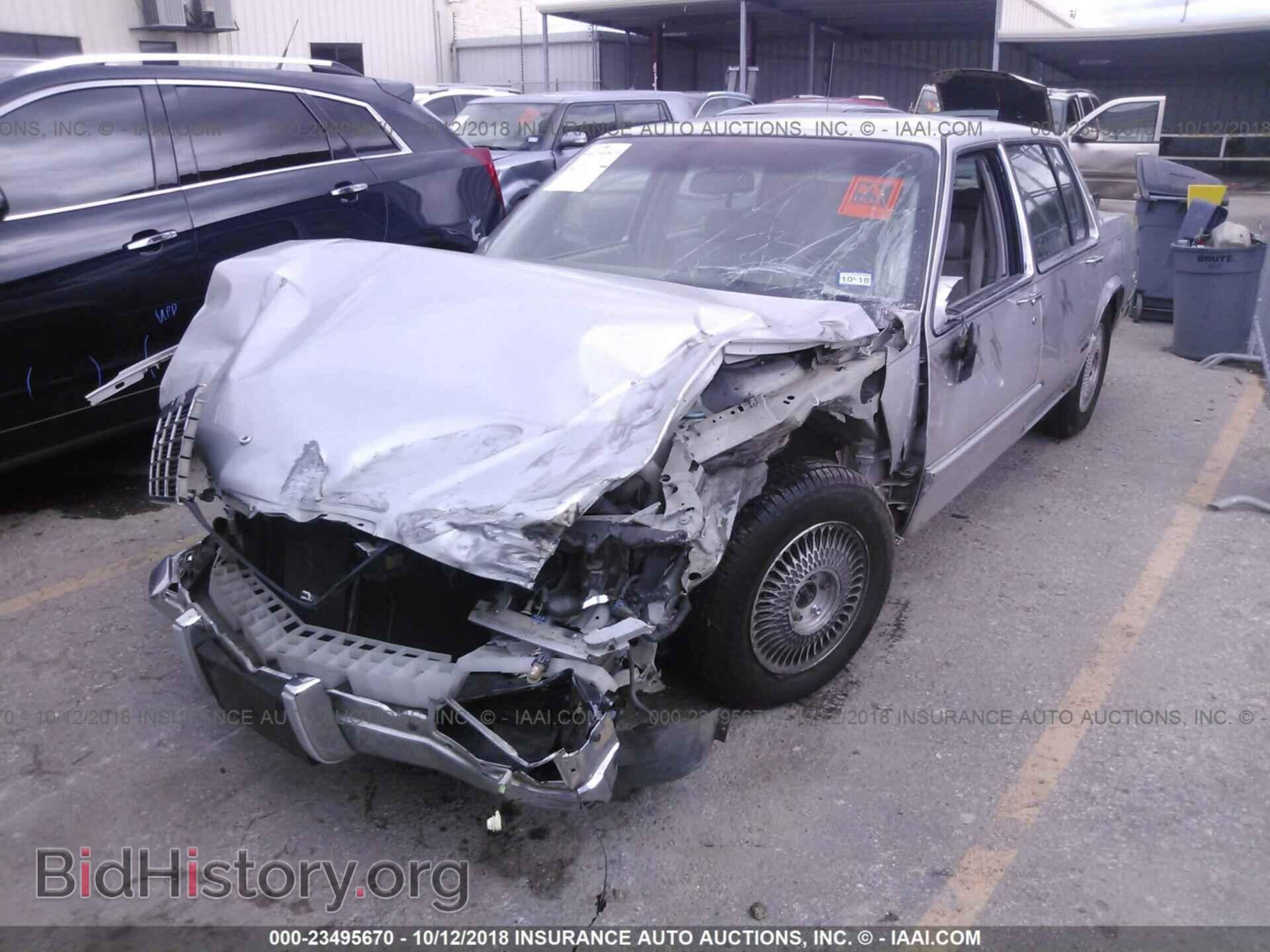 1993 CADILLAC DEVILLE - VIN: 1G6CD53B5P4281990 - Photo 2