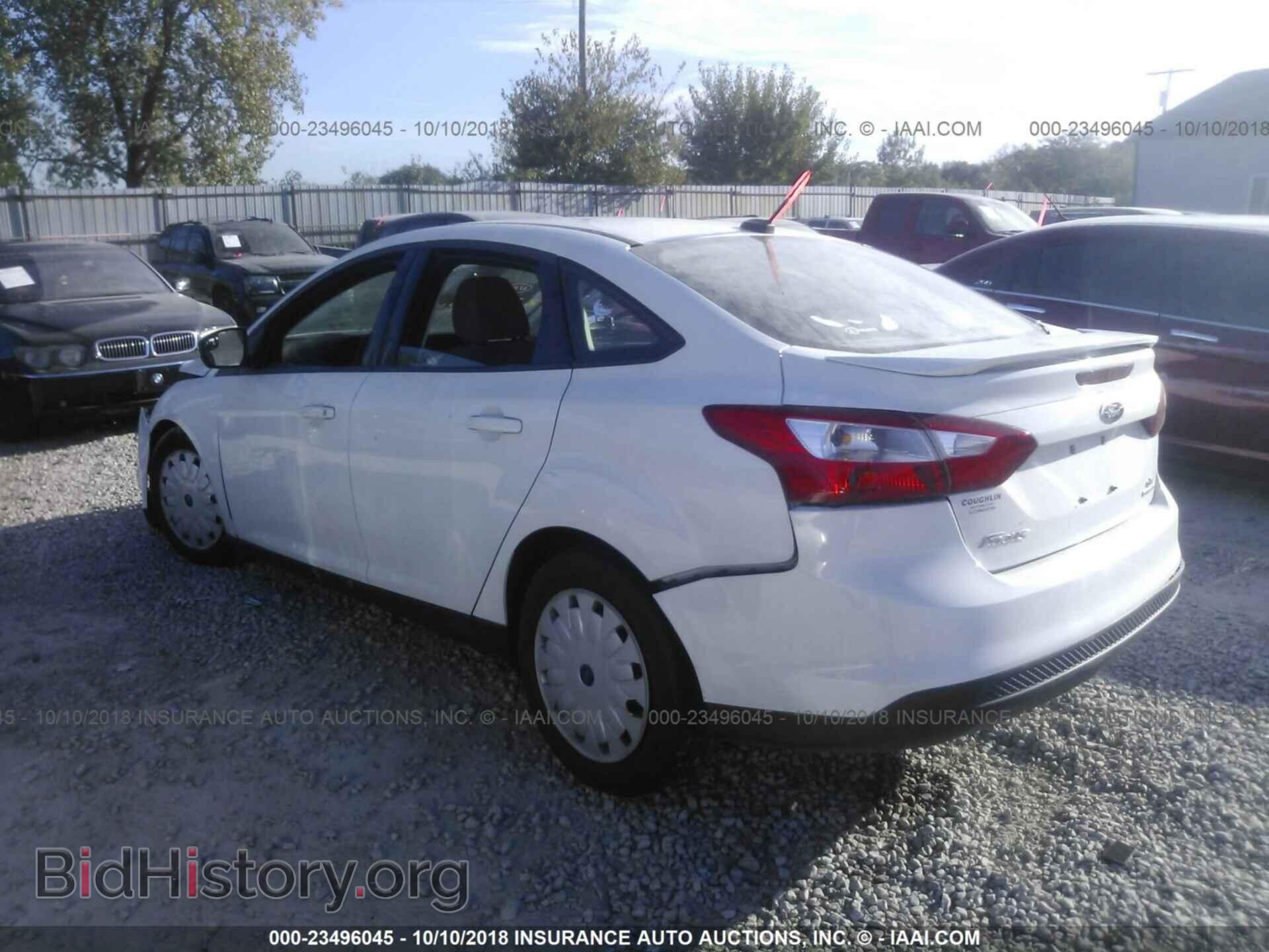 2014 Ford Focus - VIN: 1FADP3F25EL331157 - Фото 3