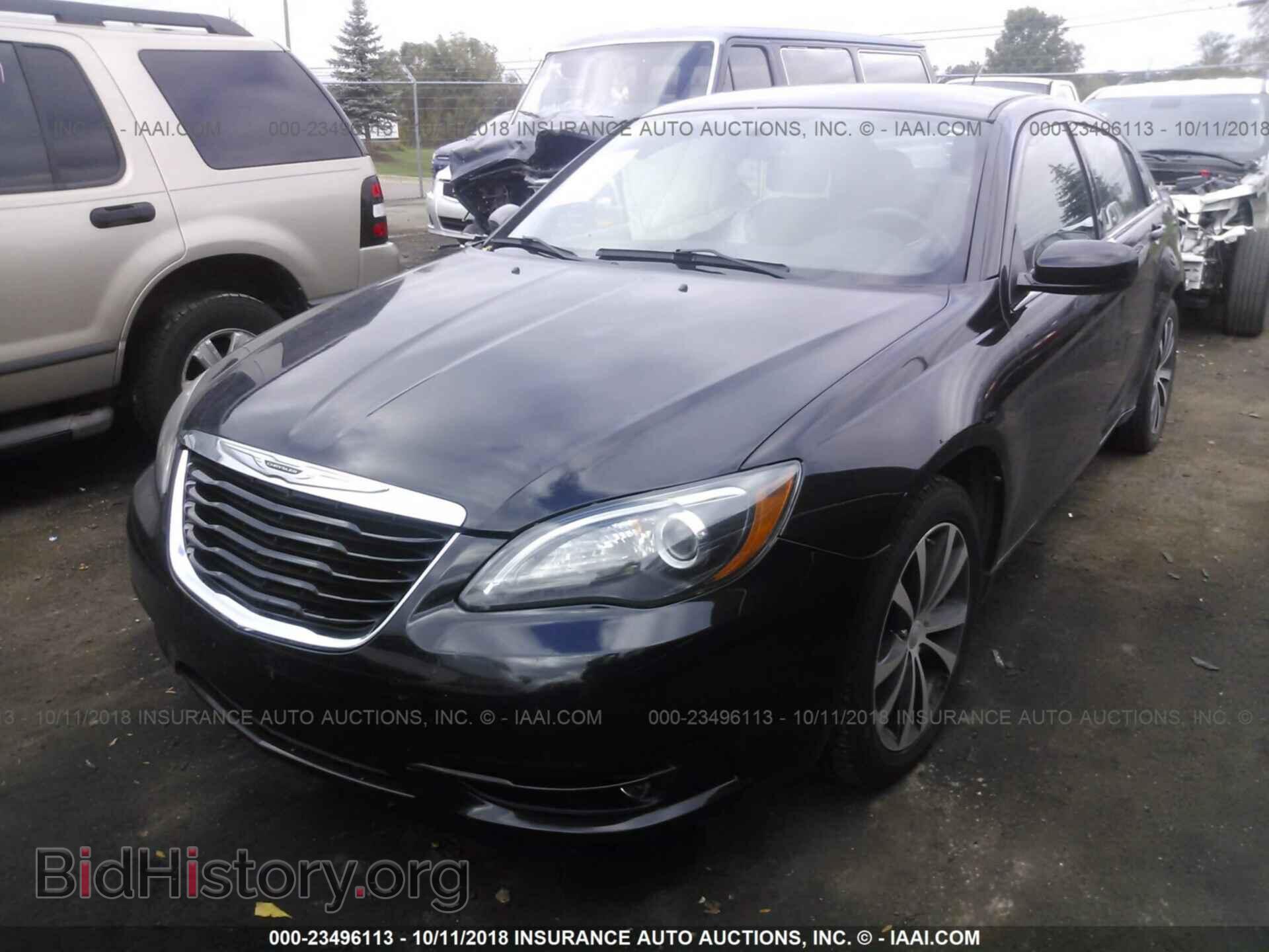 2013 Chrysler 200 - VIN: 1C3CCBBG8DN717026 - Photo 2