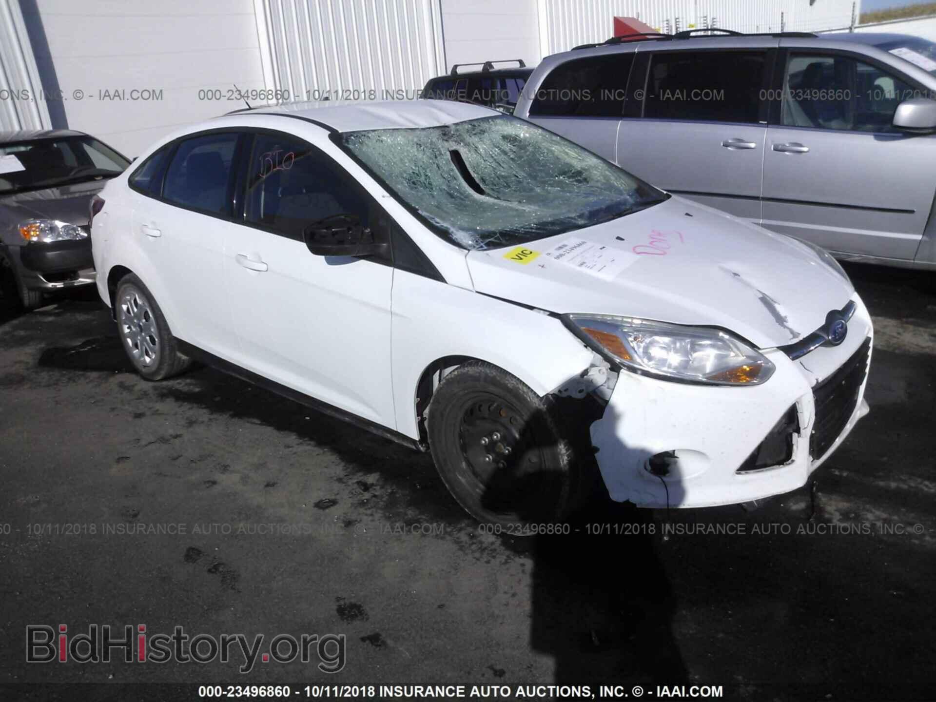 Photo 1FAHP3F28CL120890 - Ford Focus 2012