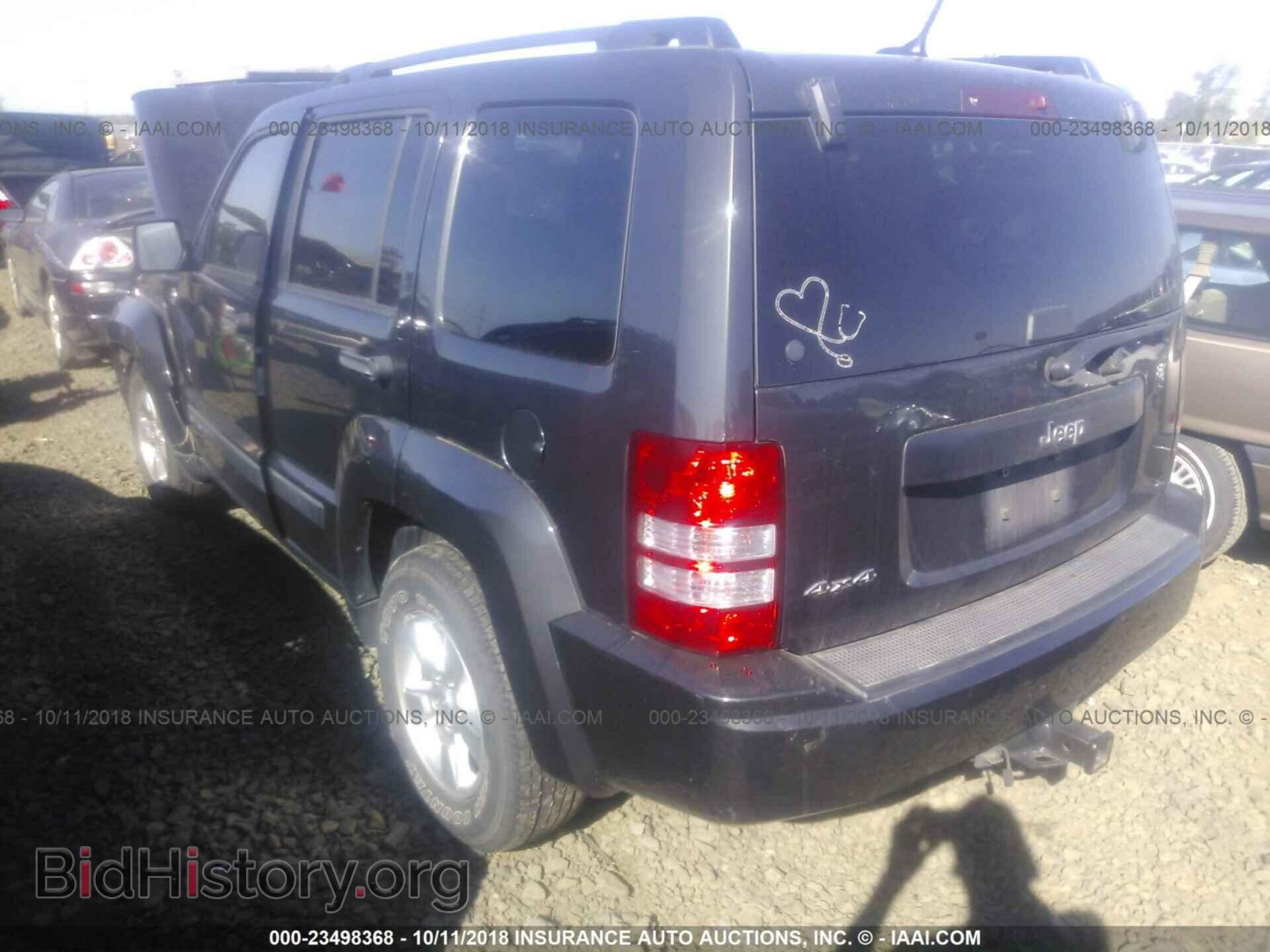 2011 Jeep Liberty - VIN: 1J4PN2GK6BW586622 - Фото 3
