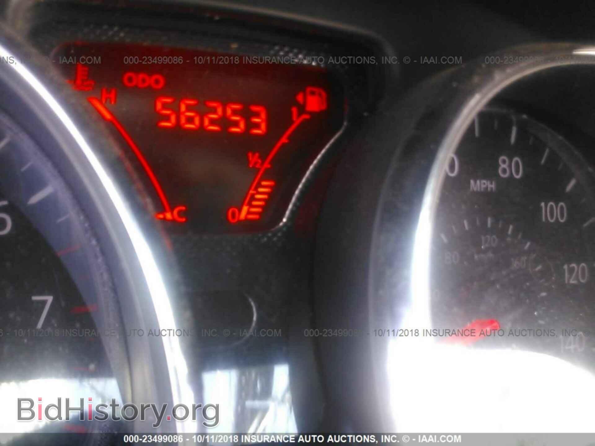 2014 Nissan Versa note - VIN: 3N1CE2CP1EL385987 - Photo 7