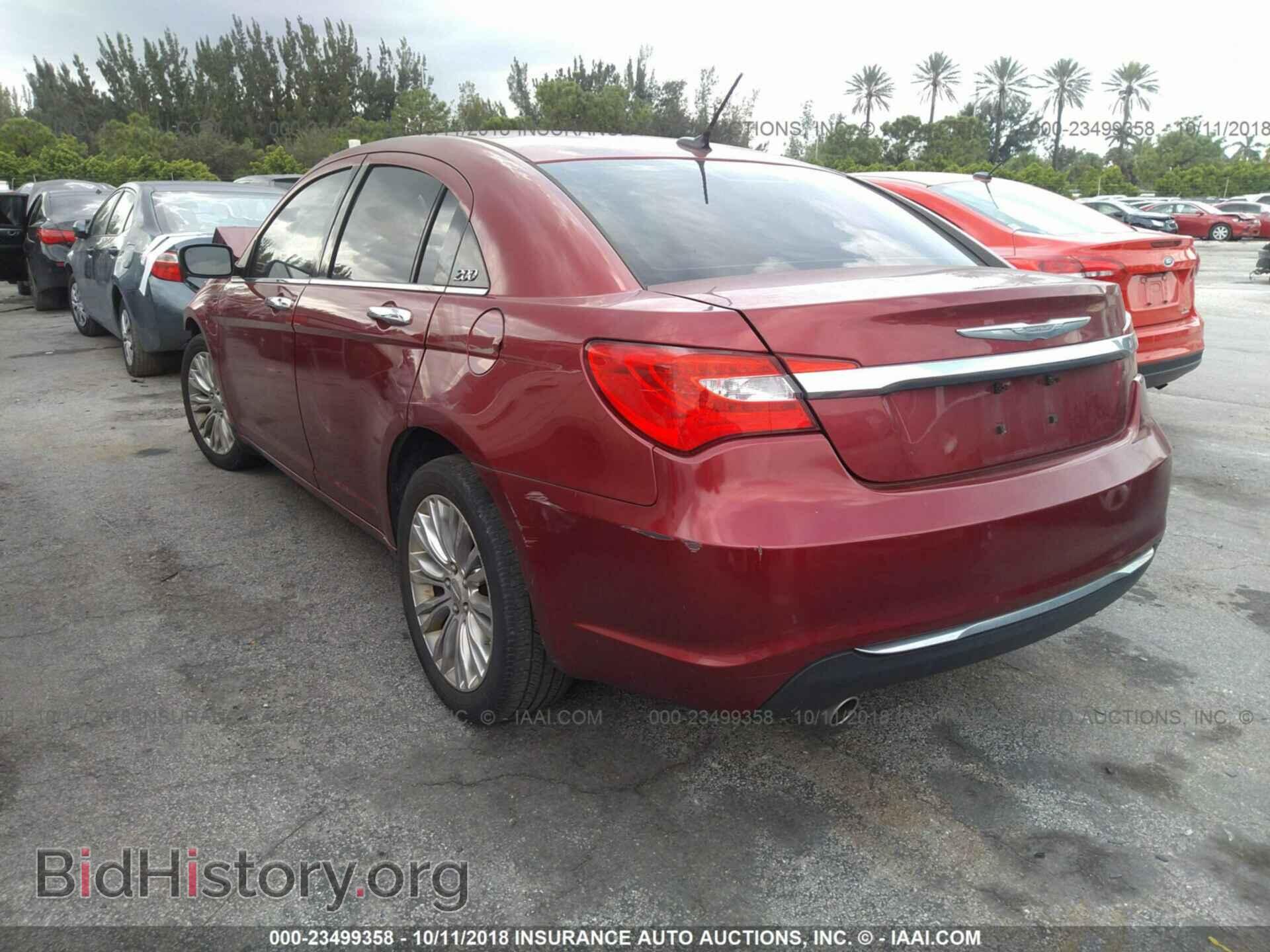 2013 Chrysler 200 - VIN: 1C3CCBCG0DN619056 - Photo 3