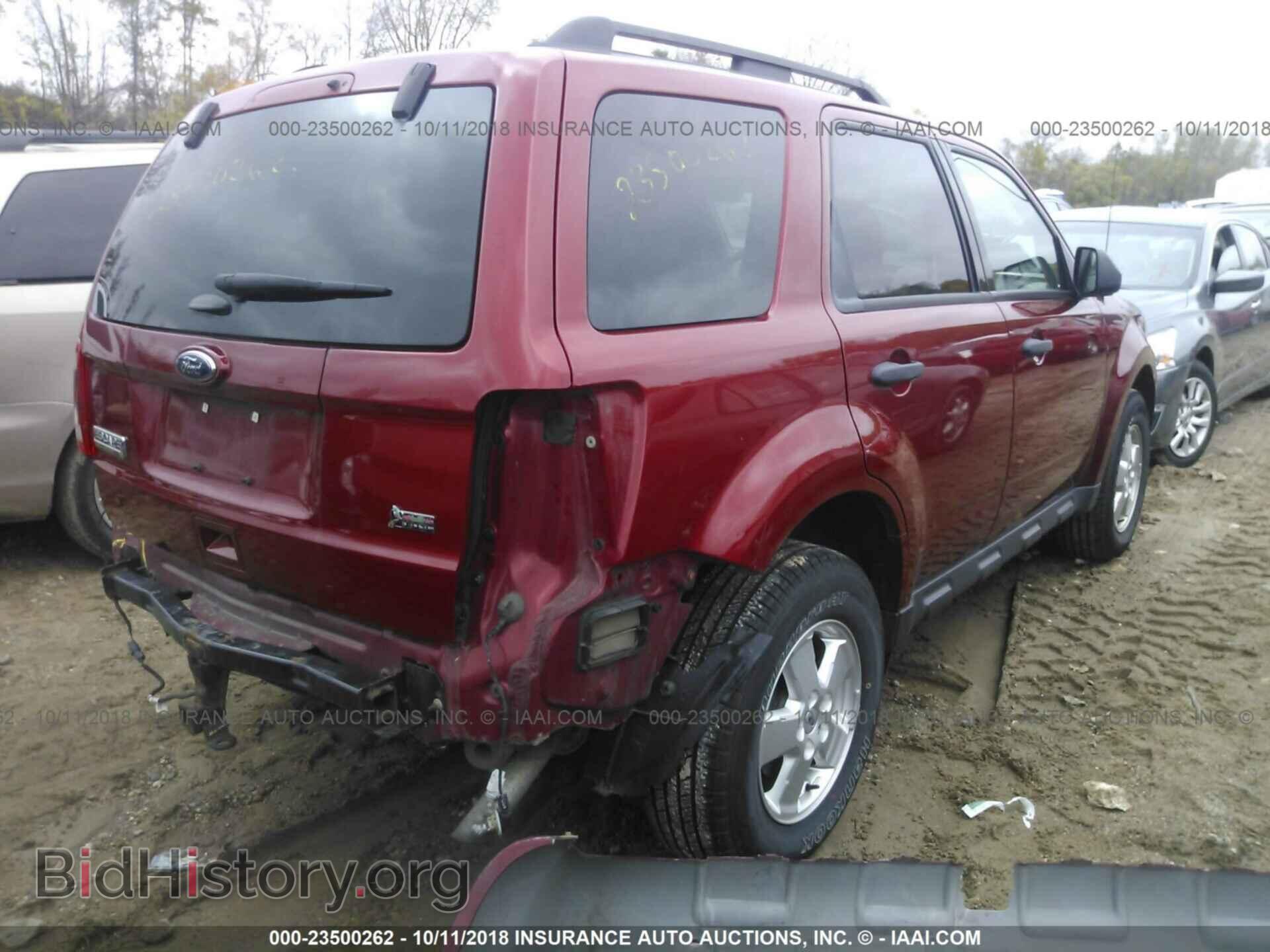 2012 Ford Escape - VIN: 1FMCU9DG2CKA76191 - Photo 4