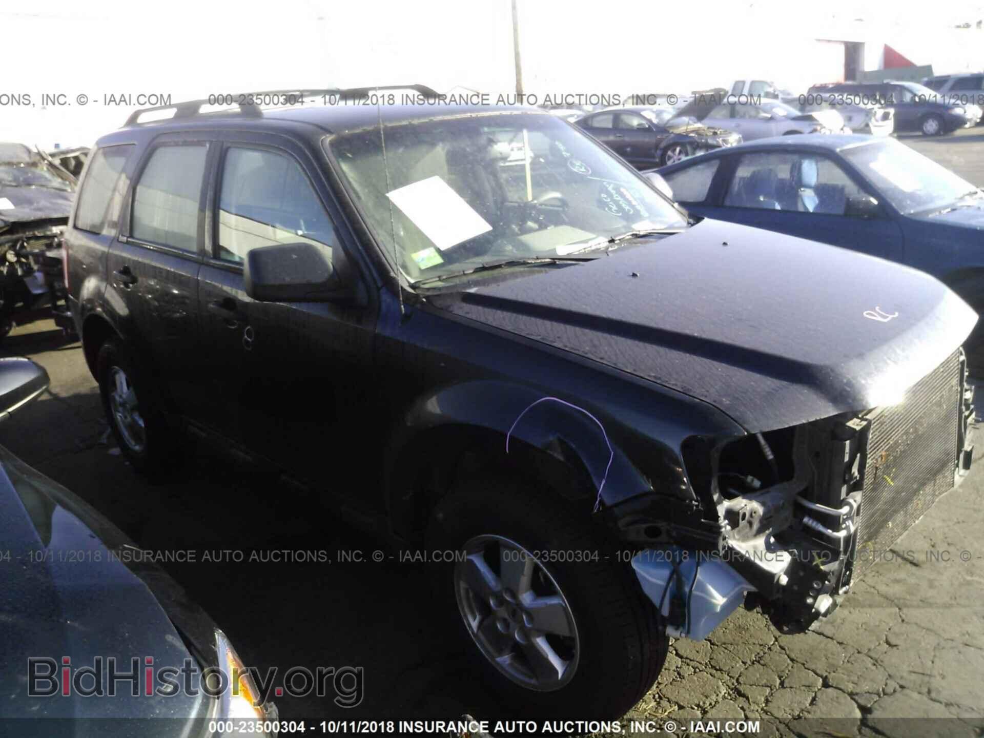 Photo 1FMCU0C7XBKB72727 - Ford Escape 2011
