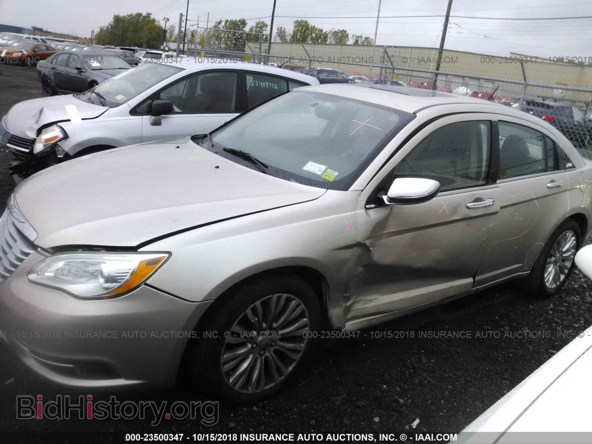 2013 Chrysler 200 - VIN: 1C3CCBCG1DN638893 - Photo 6