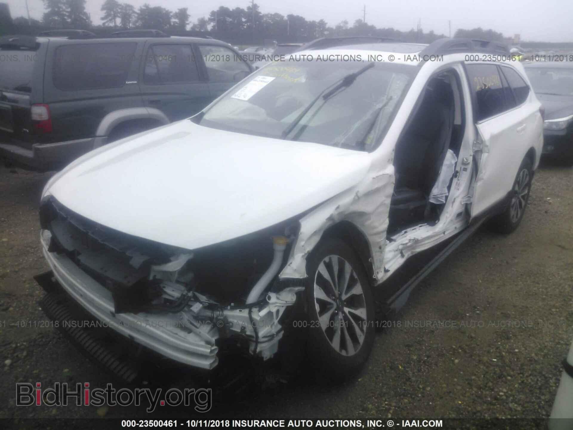 2017 Subaru Outback - VIN: 4S4BSANC5H3263635 - Photo 2