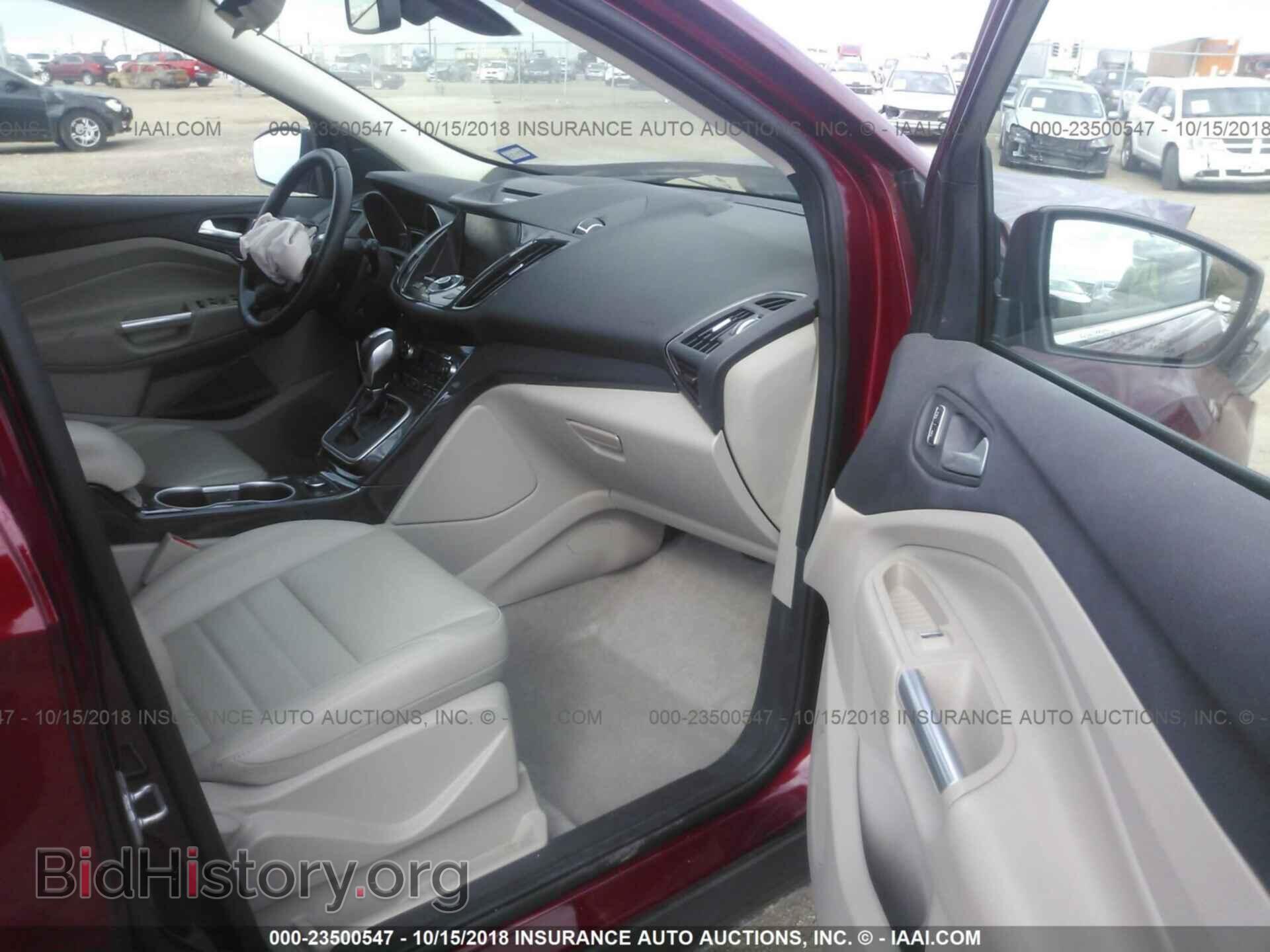 2014 Ford Escape - VIN: 1FMCU0JX1EUB61921 - Photo 5