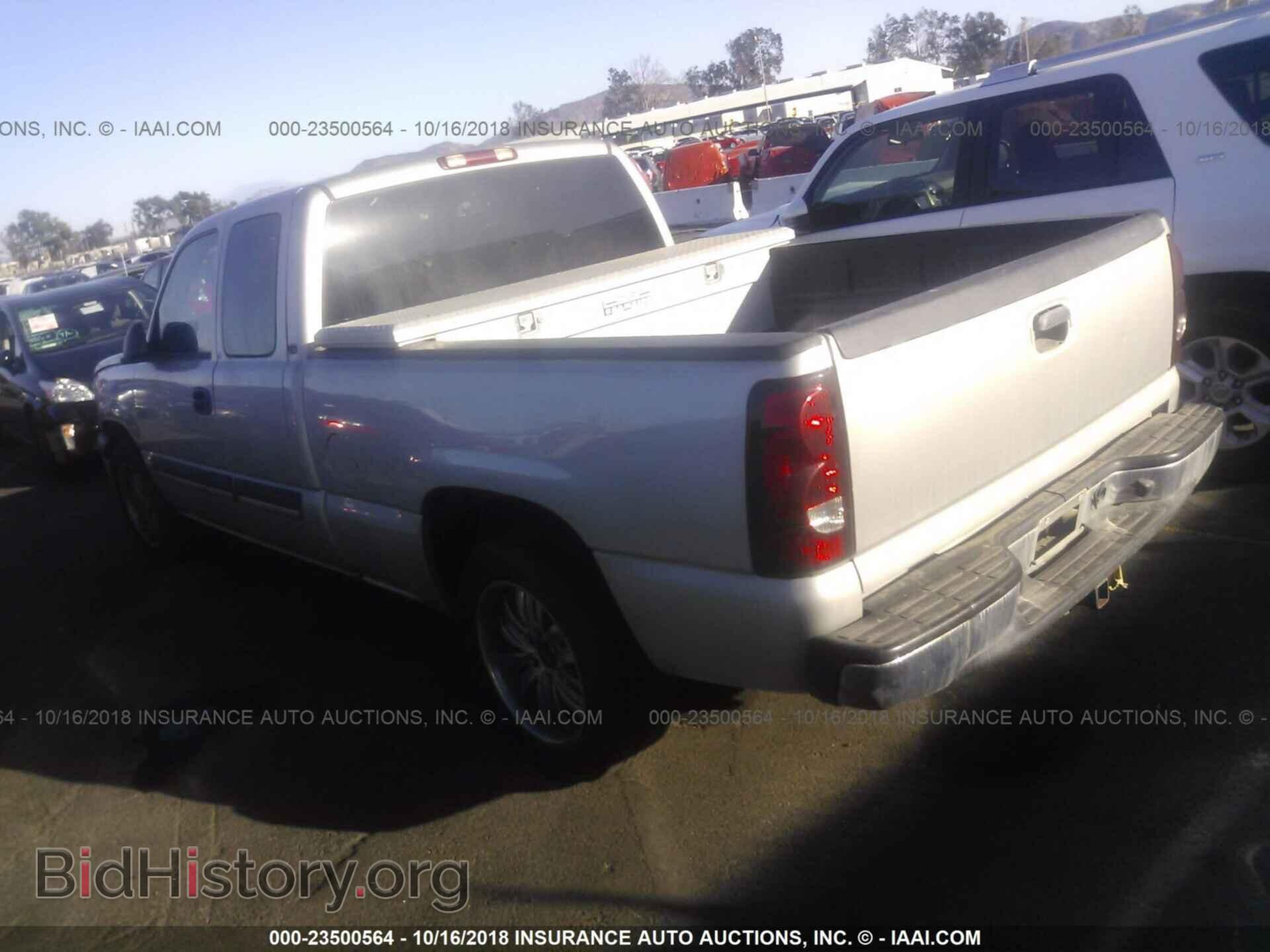 2005 CHEVROLET SILVERADO - VIN: 2GCEC19V251398874 - Фото 3