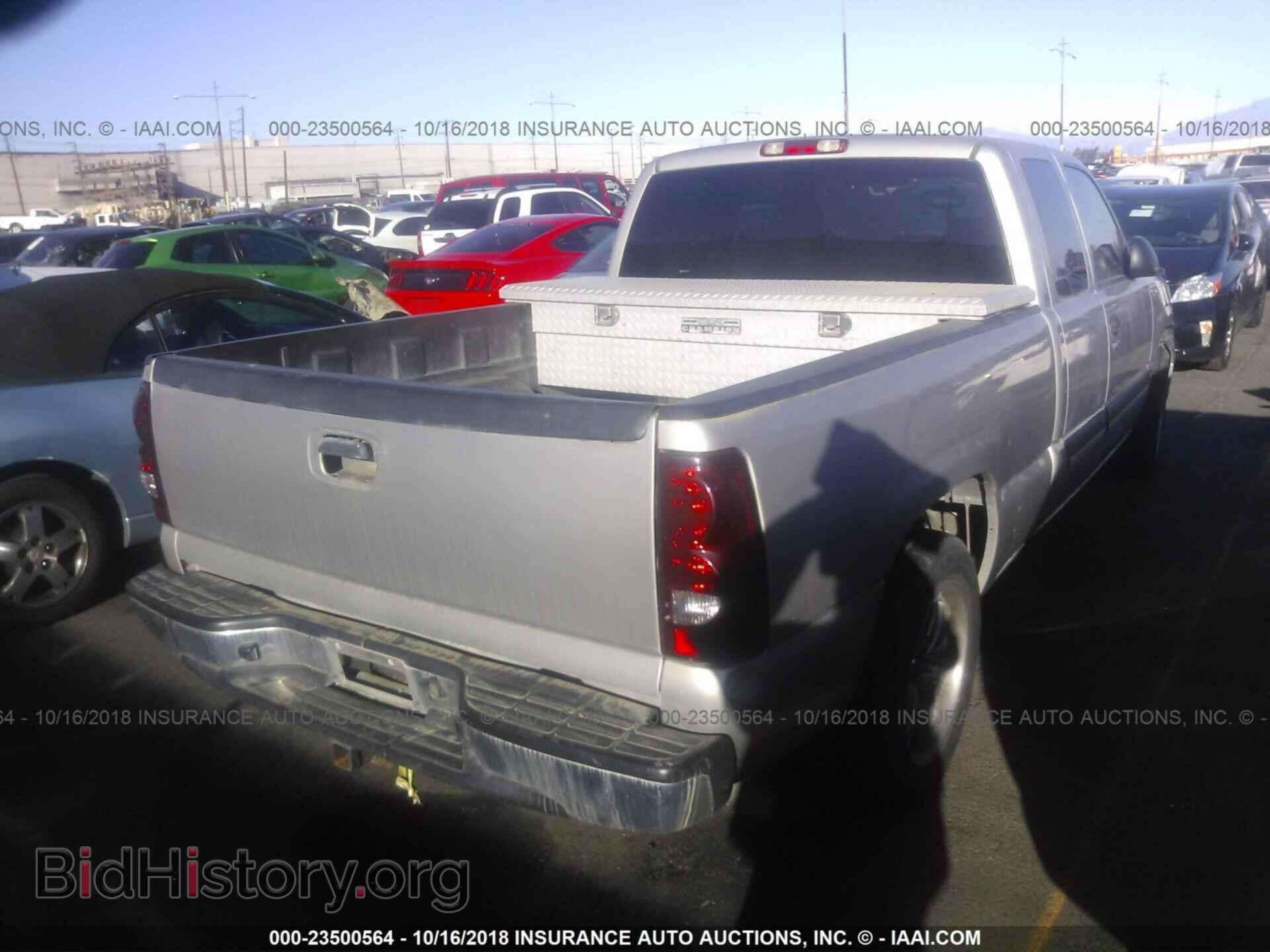 2005 CHEVROLET SILVERADO - VIN: 2GCEC19V251398874 - Фото 4