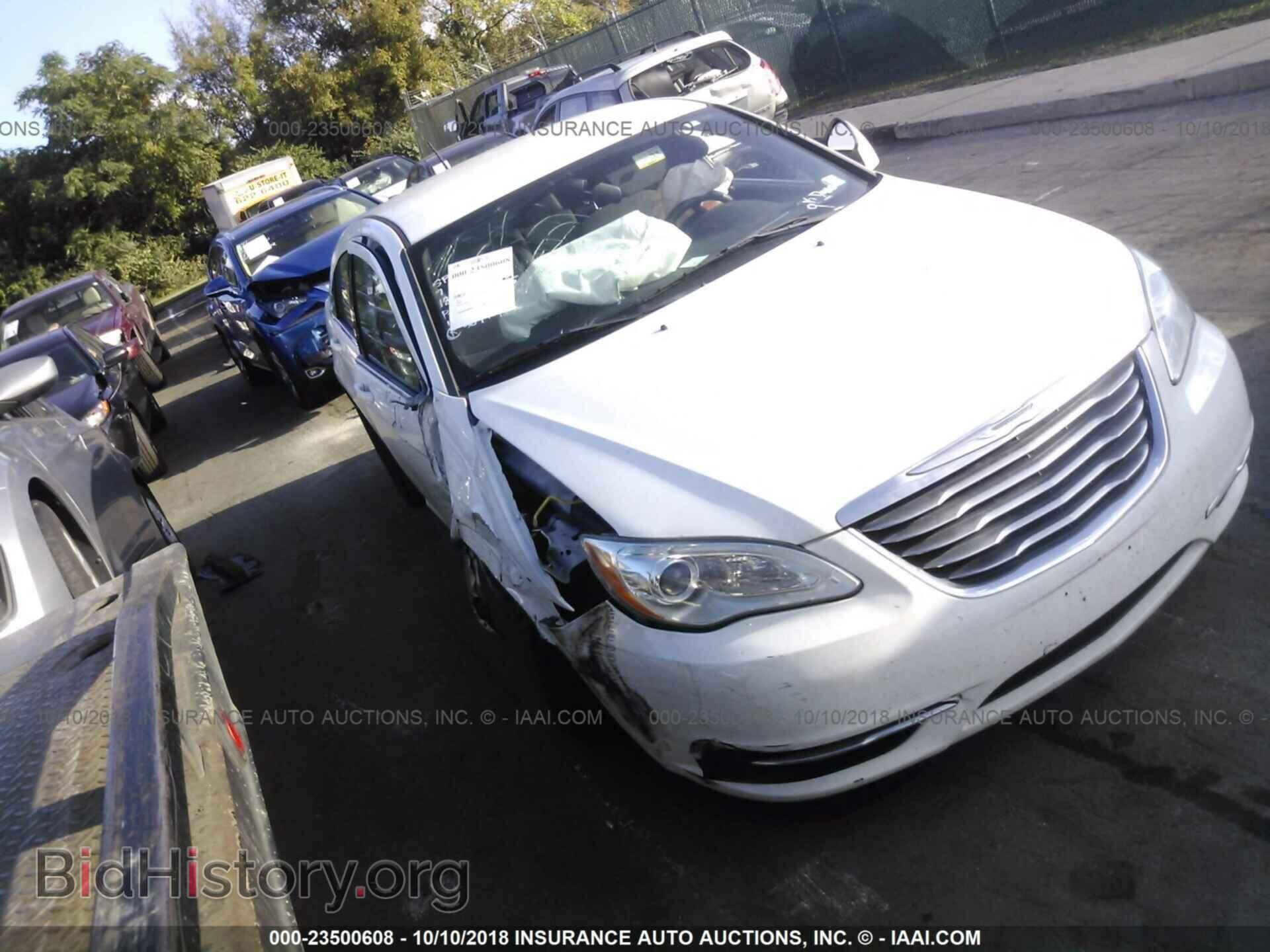 Photo 1C3CCBAB0DN606413 - Chrysler 200 2013