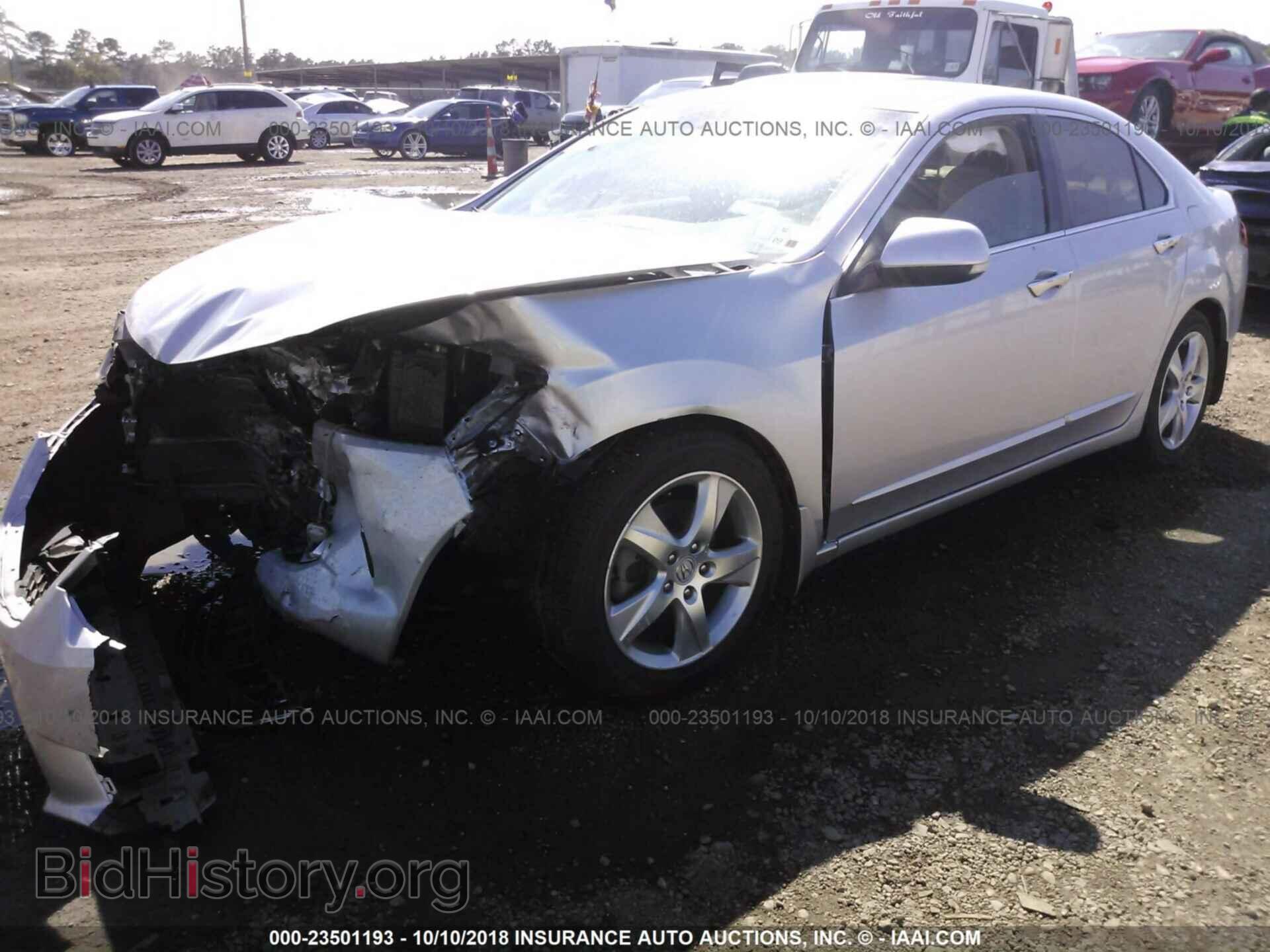 2014 ACURA TSX - VIN: JH4CU2F63EC002225 - Фото 2