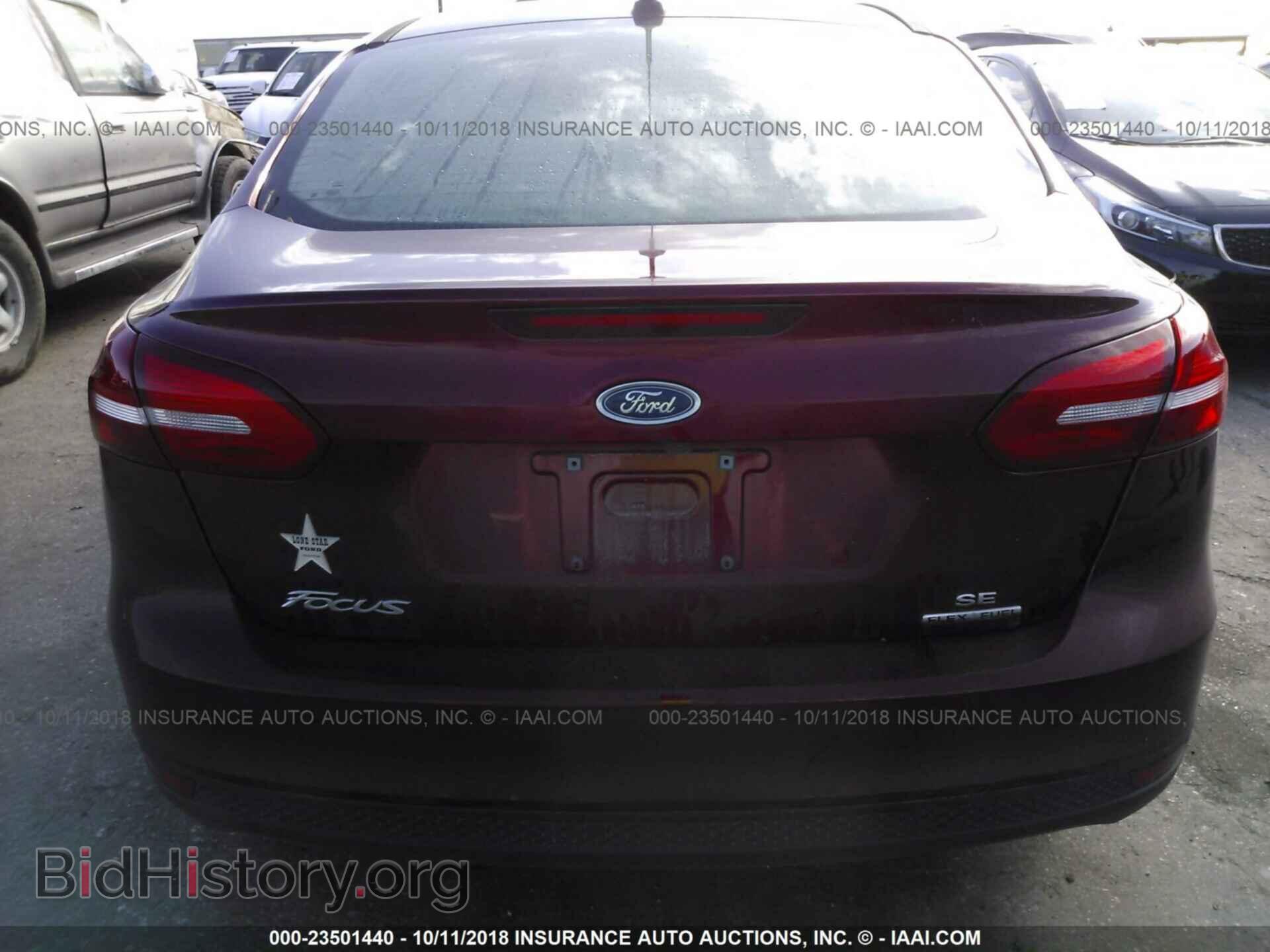 2016 Ford Focus - VIN: 1FADP3F21GL391102 - Photo 6