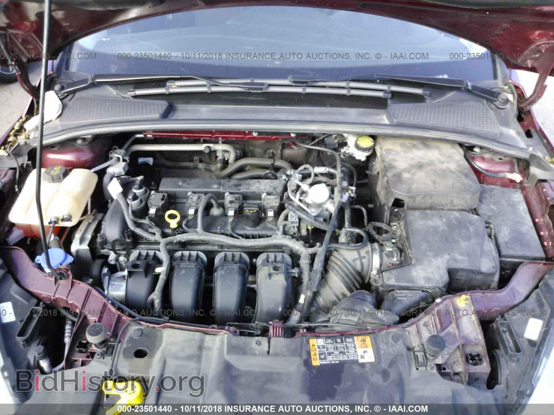 2016 Ford Focus - VIN: 1FADP3F21GL391102 - Photo 10