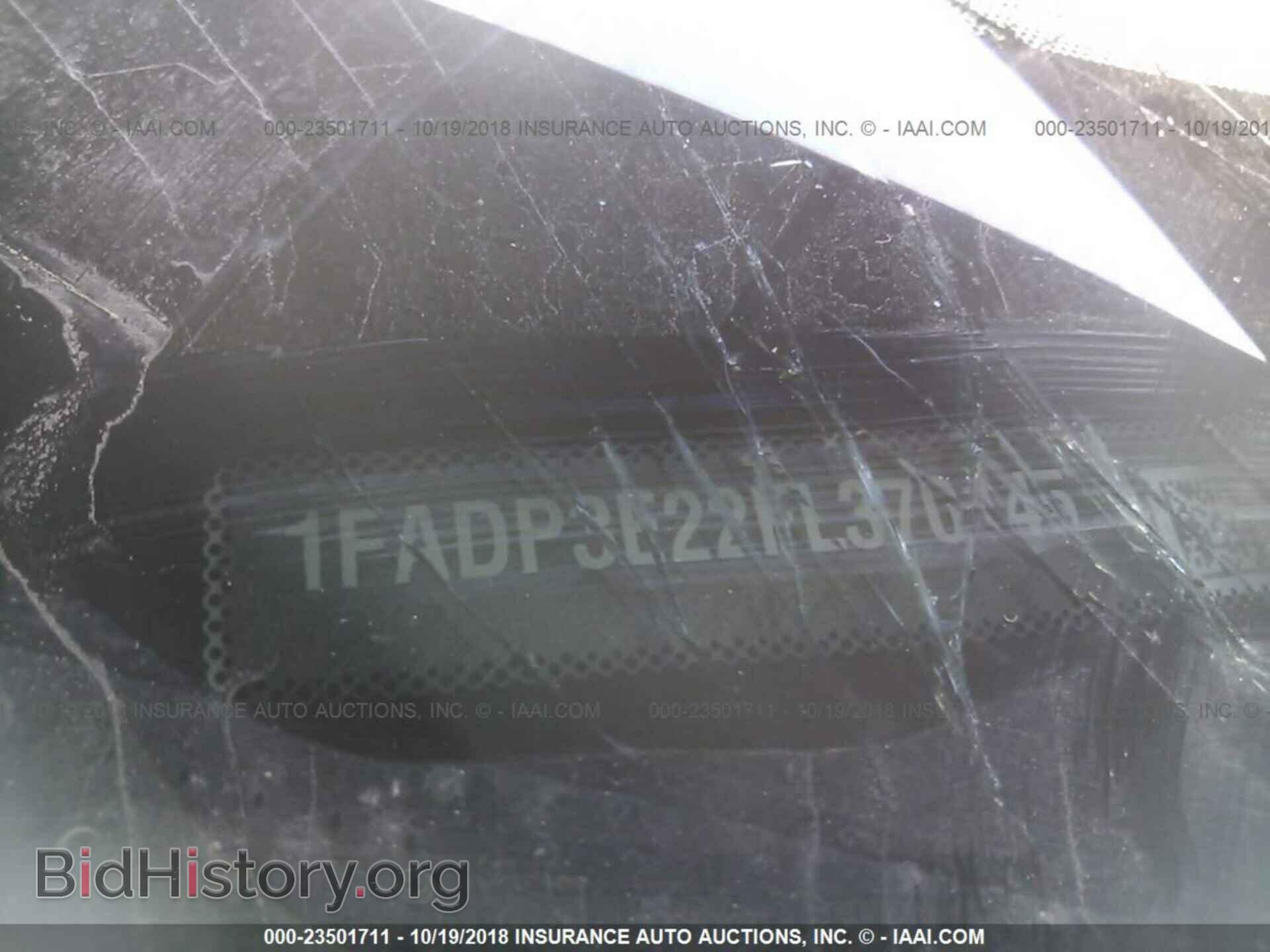 2015 Ford Focus - VIN: 1FADP3E22FL370145 - Фото 9