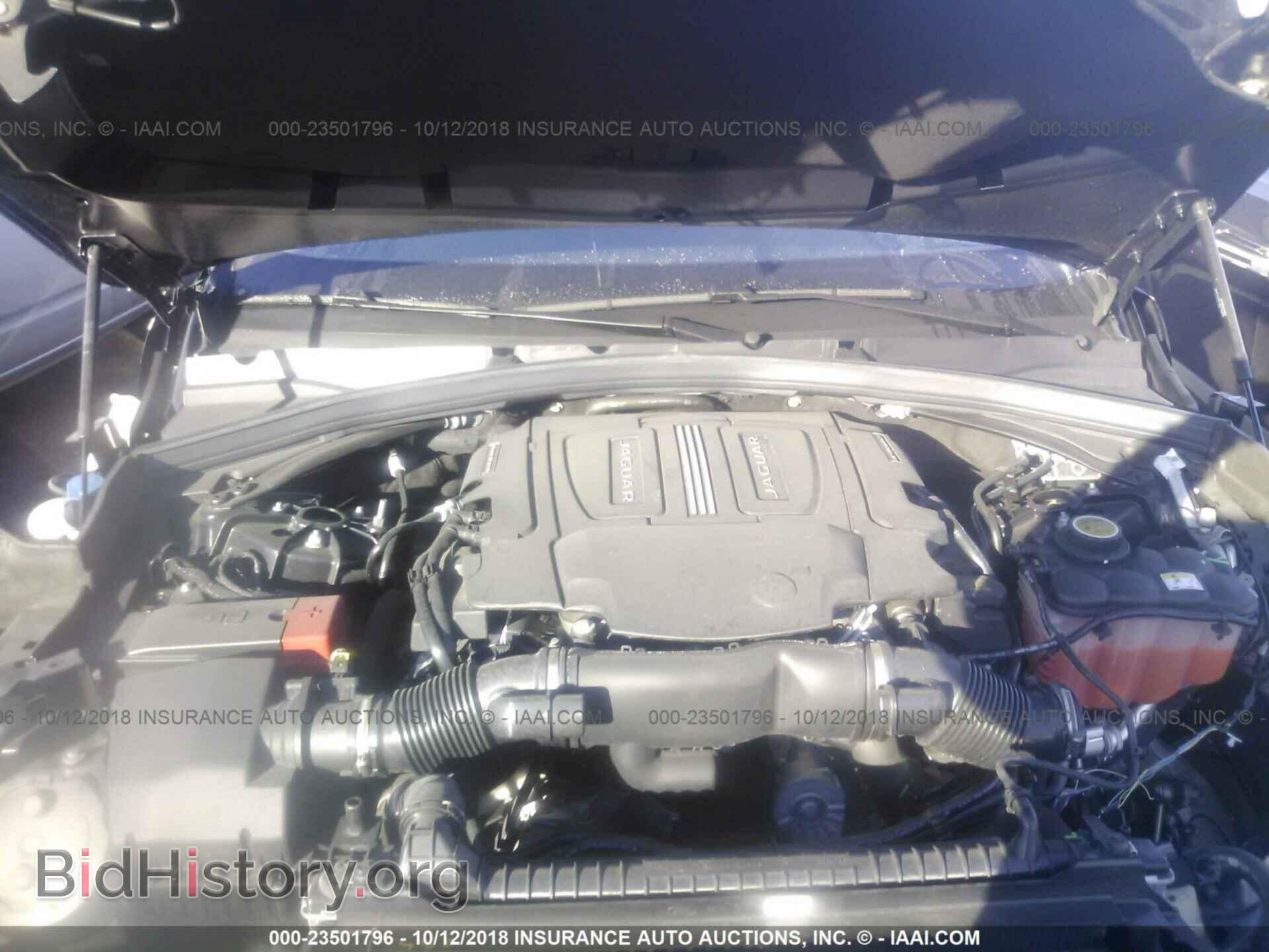 2017 Jaguar F-pace - VIN: SADCJ2BV0HA098892 - Фото 10