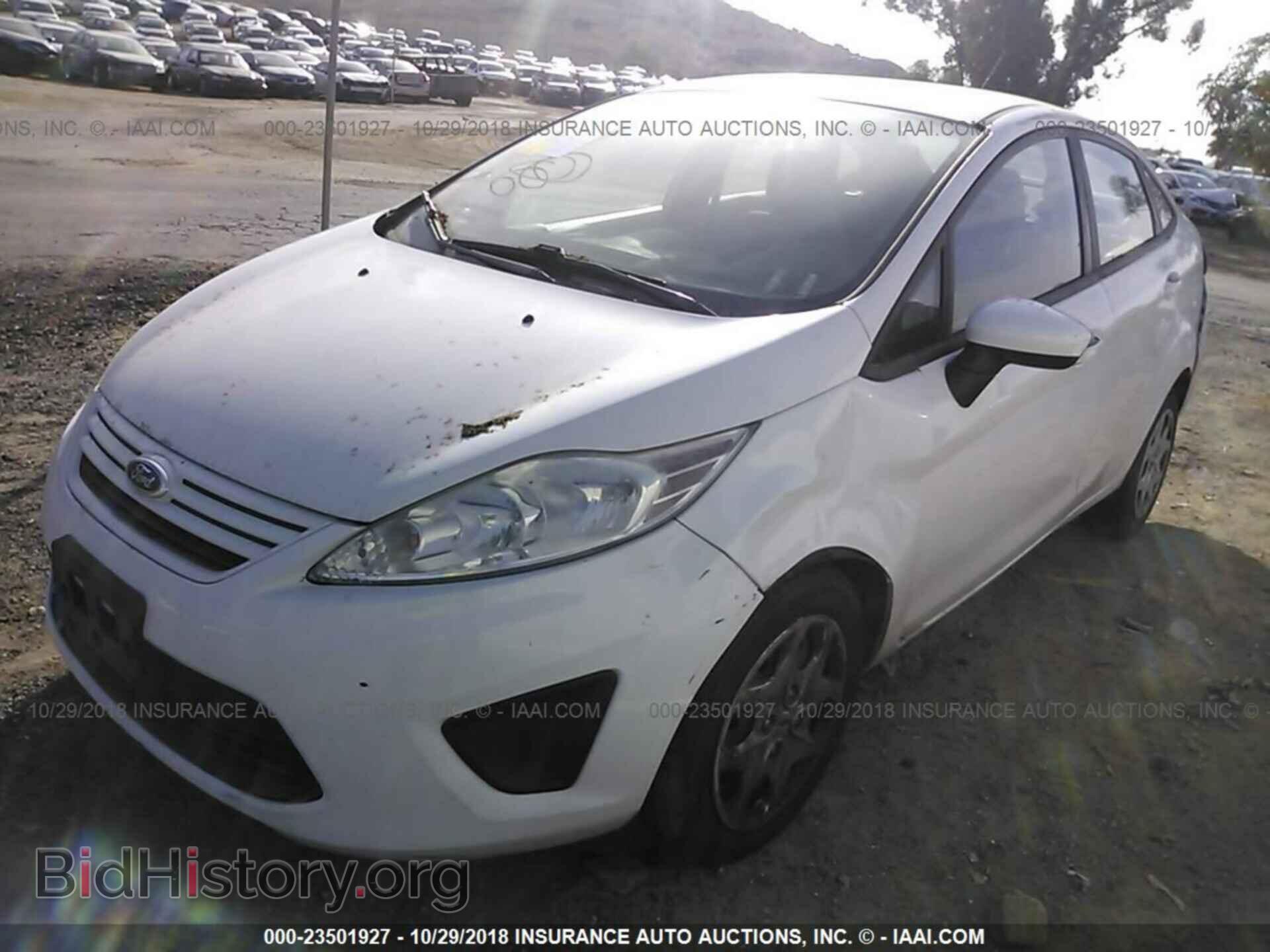 2012 Ford Fiesta - VIN: 3FADP4AJ1CM185341 - Фото 2