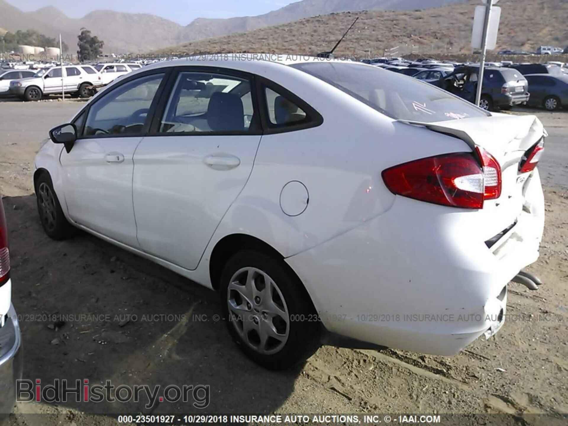 2012 Ford Fiesta - VIN: 3FADP4AJ1CM185341 - Фото 3