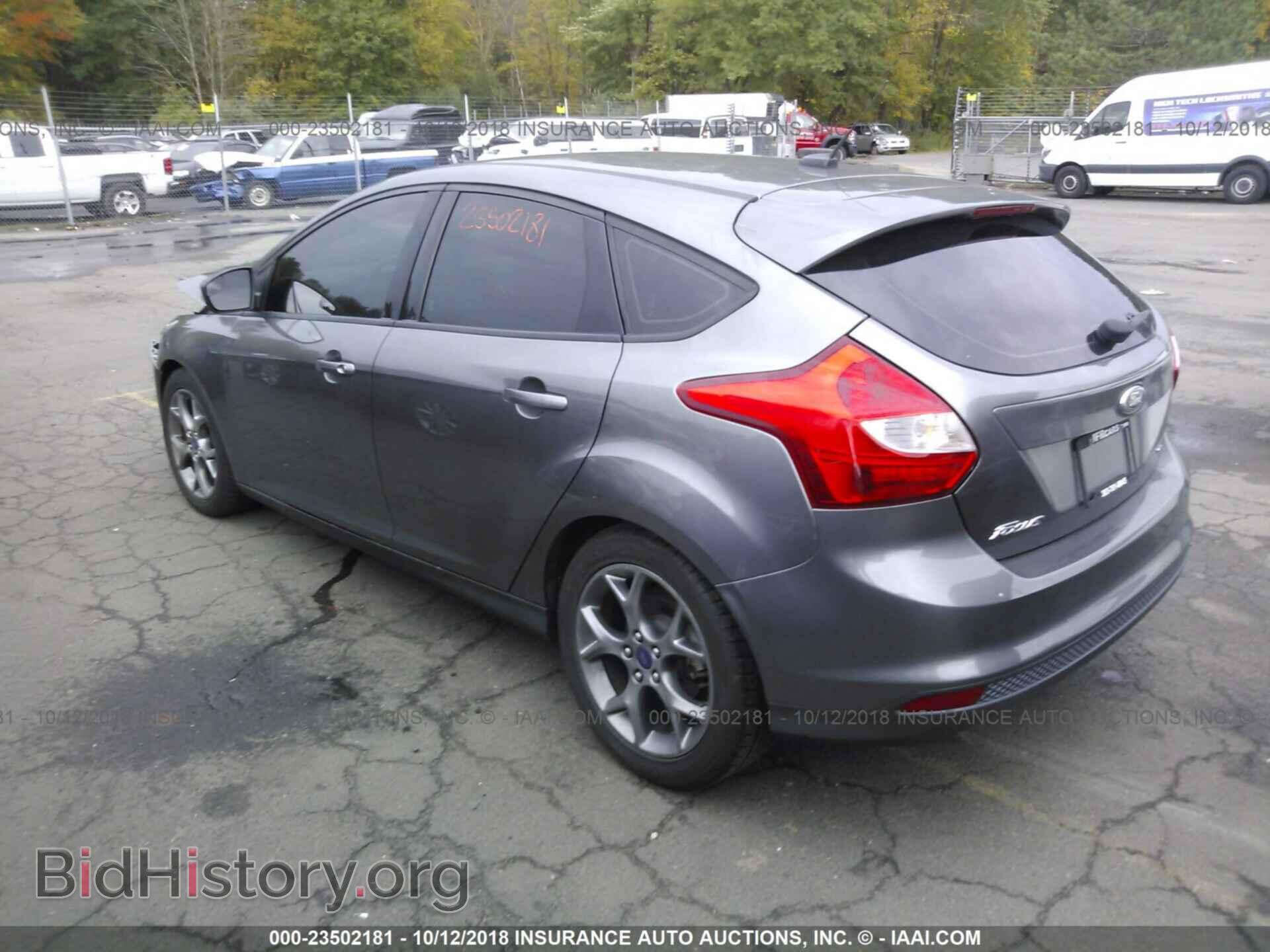 2014 Ford Focus - VIN: 1FADP3K23EL198517 - Фото 3
