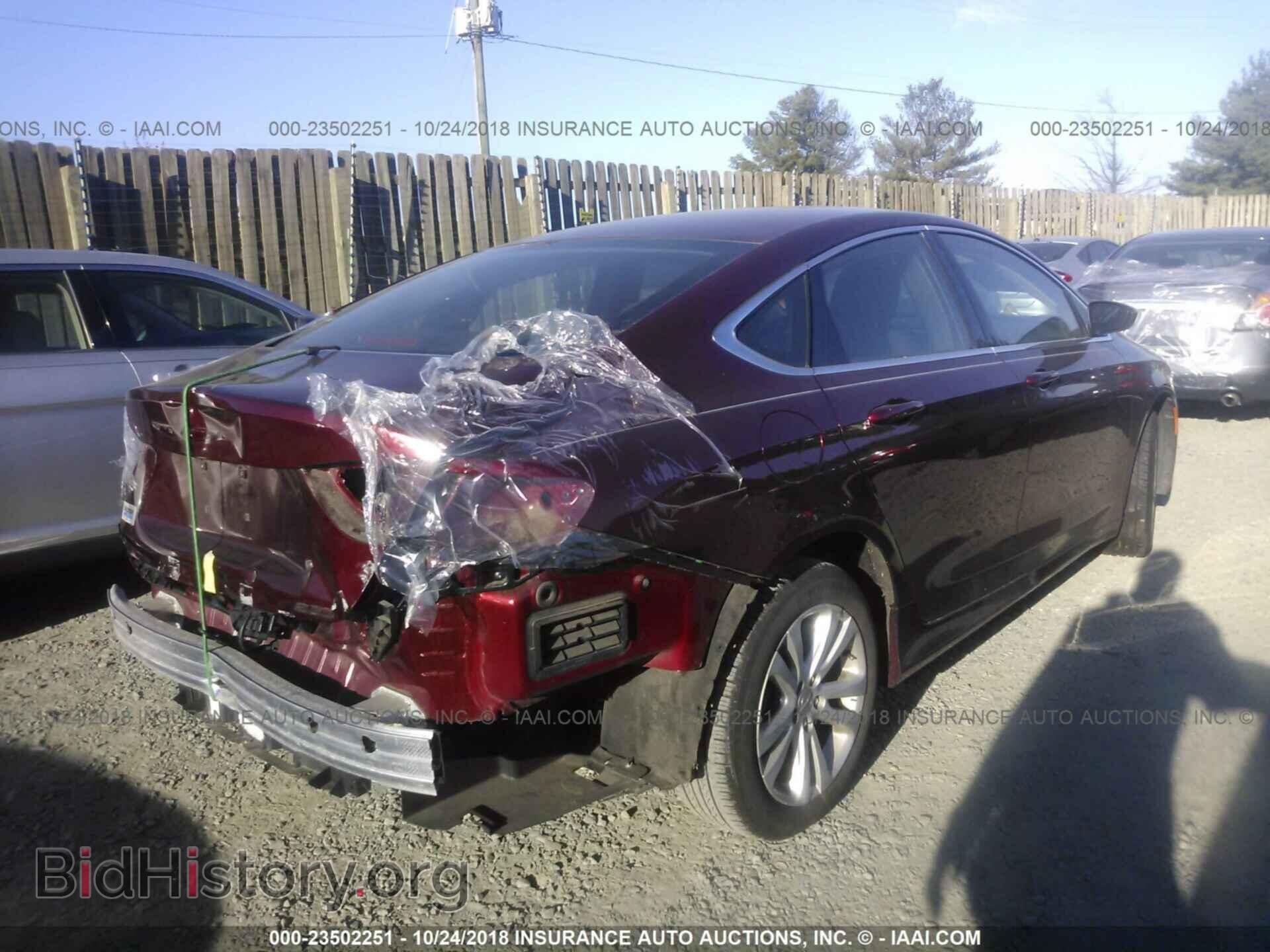 2015 Chrysler 200 - VIN: 1C3CCCAB9FN571282 - Photo 4