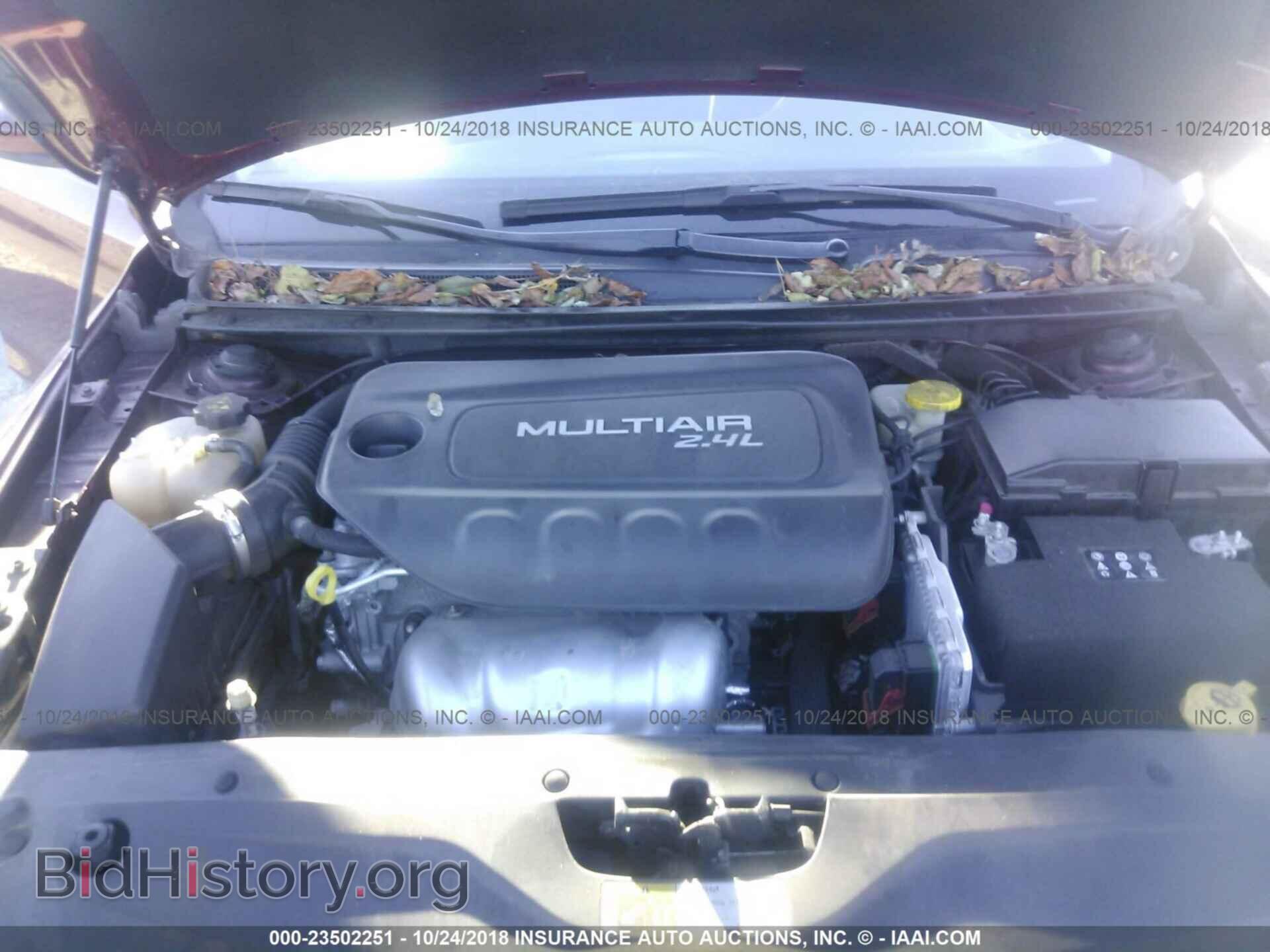 2015 Chrysler 200 - VIN: 1C3CCCAB9FN571282 - Photo 10