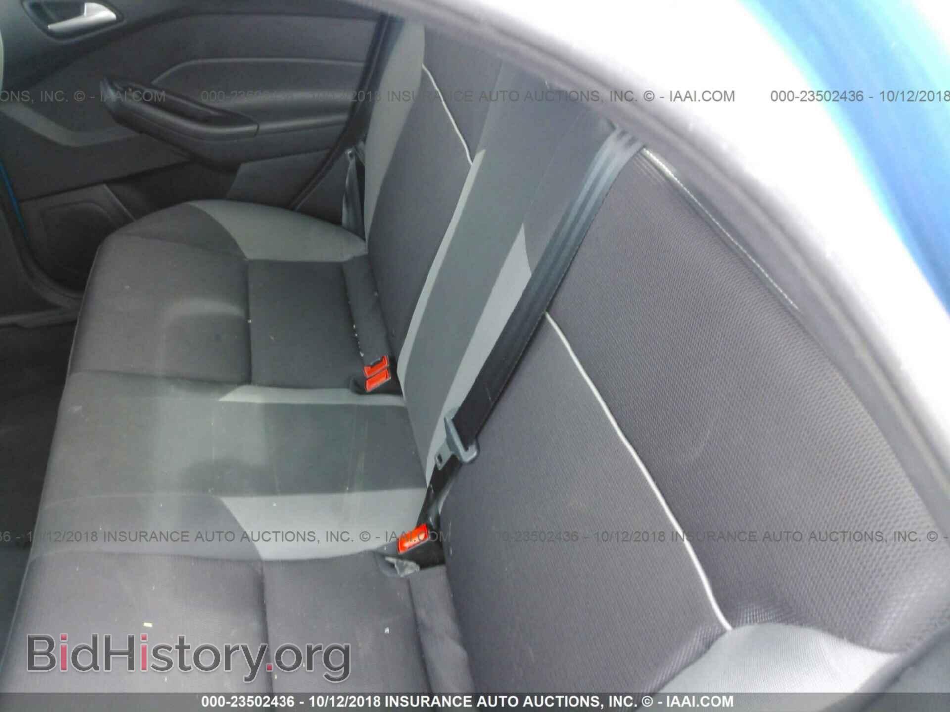 2014 Ford Focus - VIN: 1FADP3F22EL453863 - Photo 8