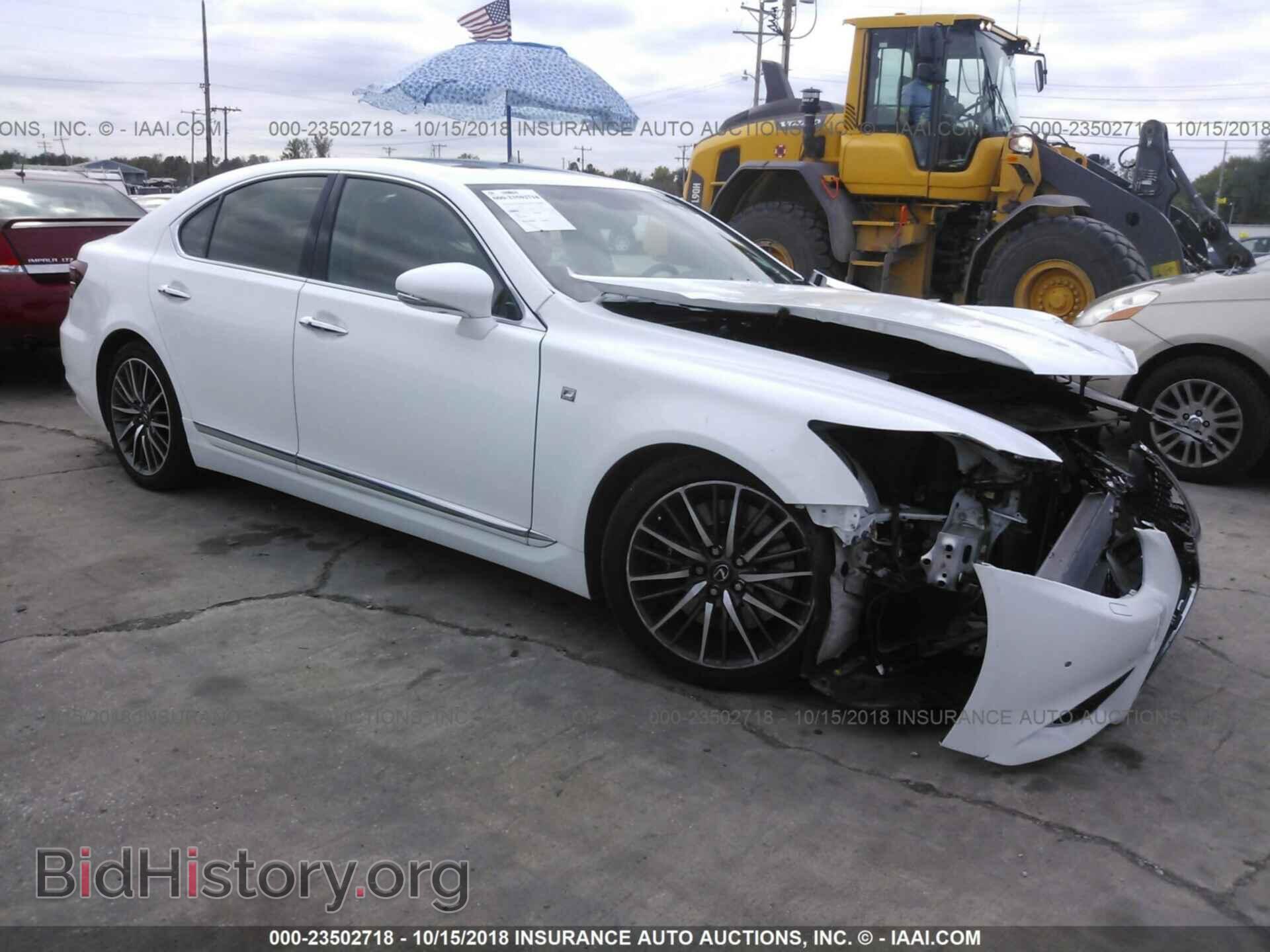 Photo JTHCL5EF6G5026371 - Lexus Ls 2016