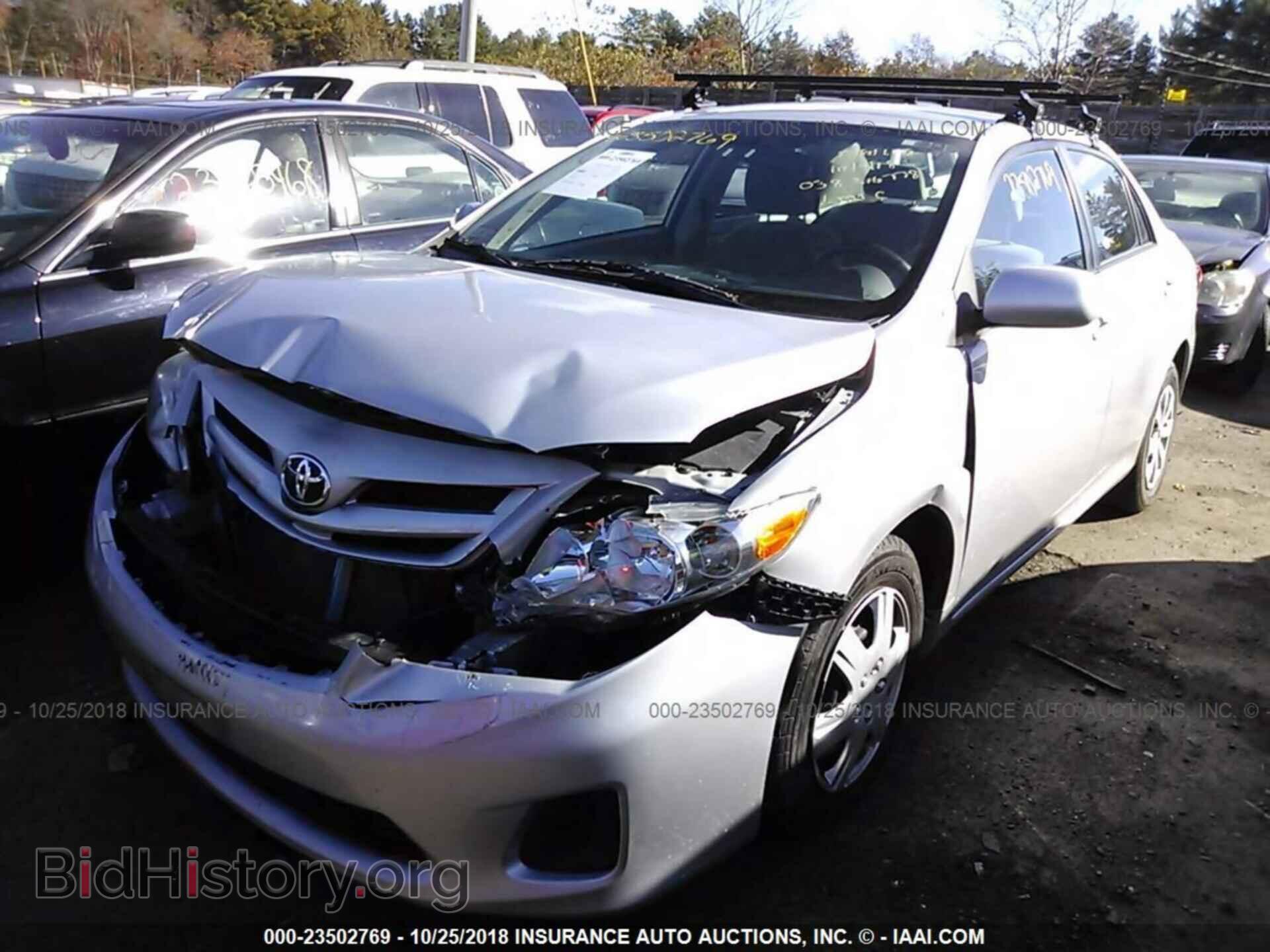 2011 Toyota Corolla - VIN: 2T1BU4EE1BC736110 - Photo 2