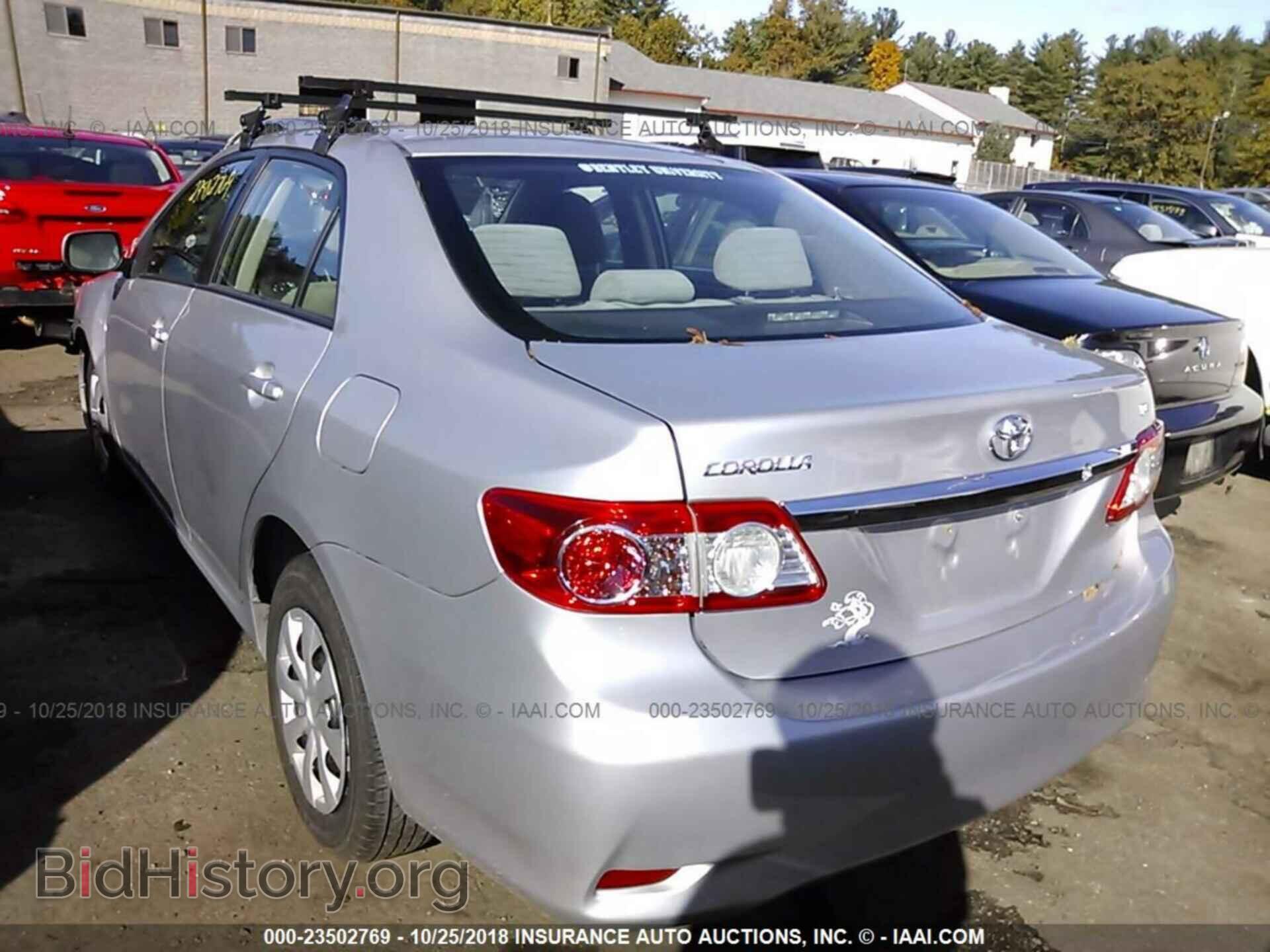 2011 Toyota Corolla - VIN: 2T1BU4EE1BC736110 - Photo 3