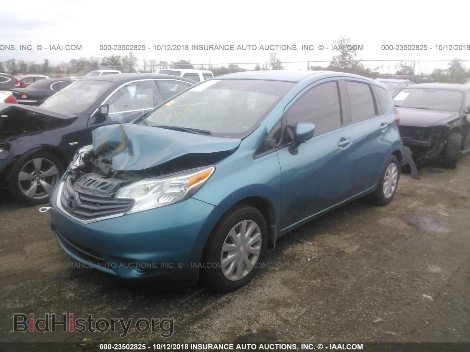 2015 Nissan Versa note - VIN: 3N1CE2CP5FL351097 - Фото 2