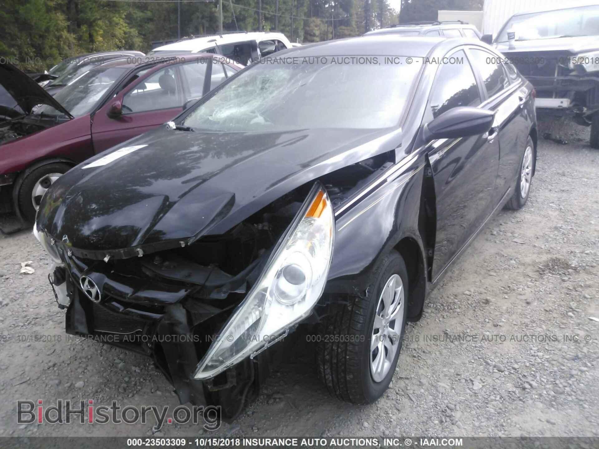 2012 Hyundai Sonata - VIN: 5NPEB4AC3CH320808 - Фото 2