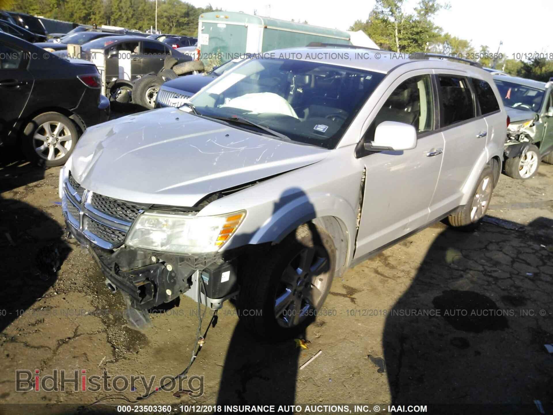 2011 Dodge Journey - VIN: 3D4PG3FG5BT521515 - Фото 2