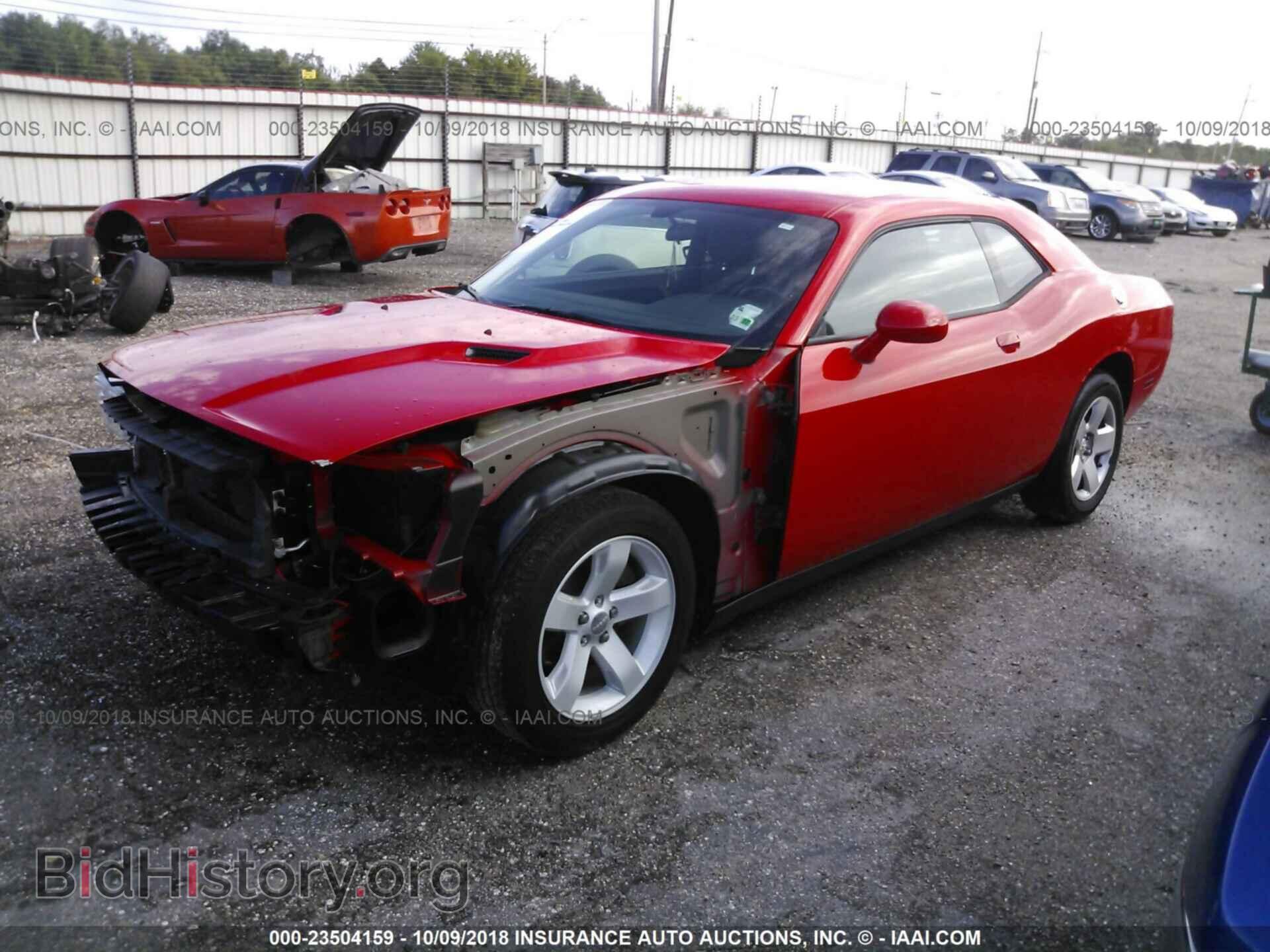 2014 Dodge Challenger - VIN: 2C3CDYAG5EH238607 - Фото 2