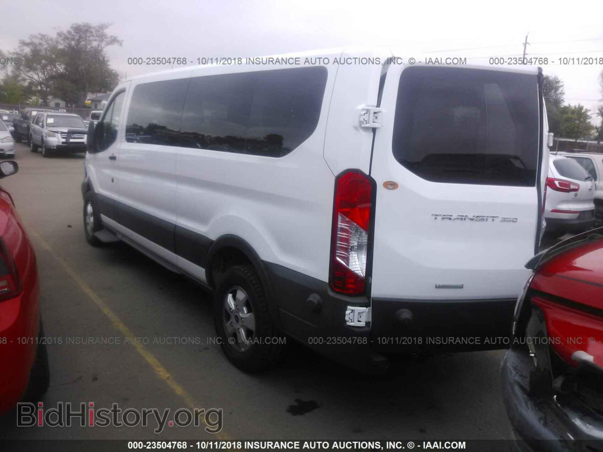 2018 Ford Transit - VIN: 1FBZX2YG7JKB15642 - Фото 3