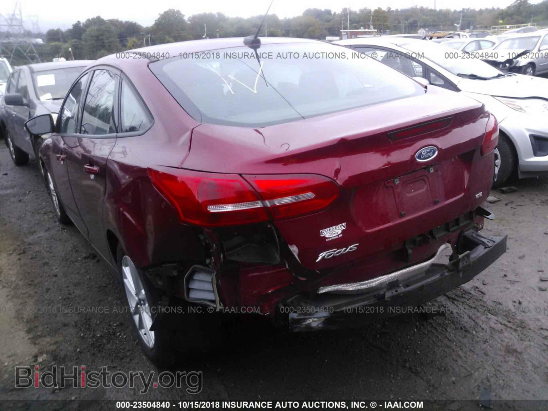 2016 Ford Focus - VIN: 1FADP3F2XGL248665 - Photo 3