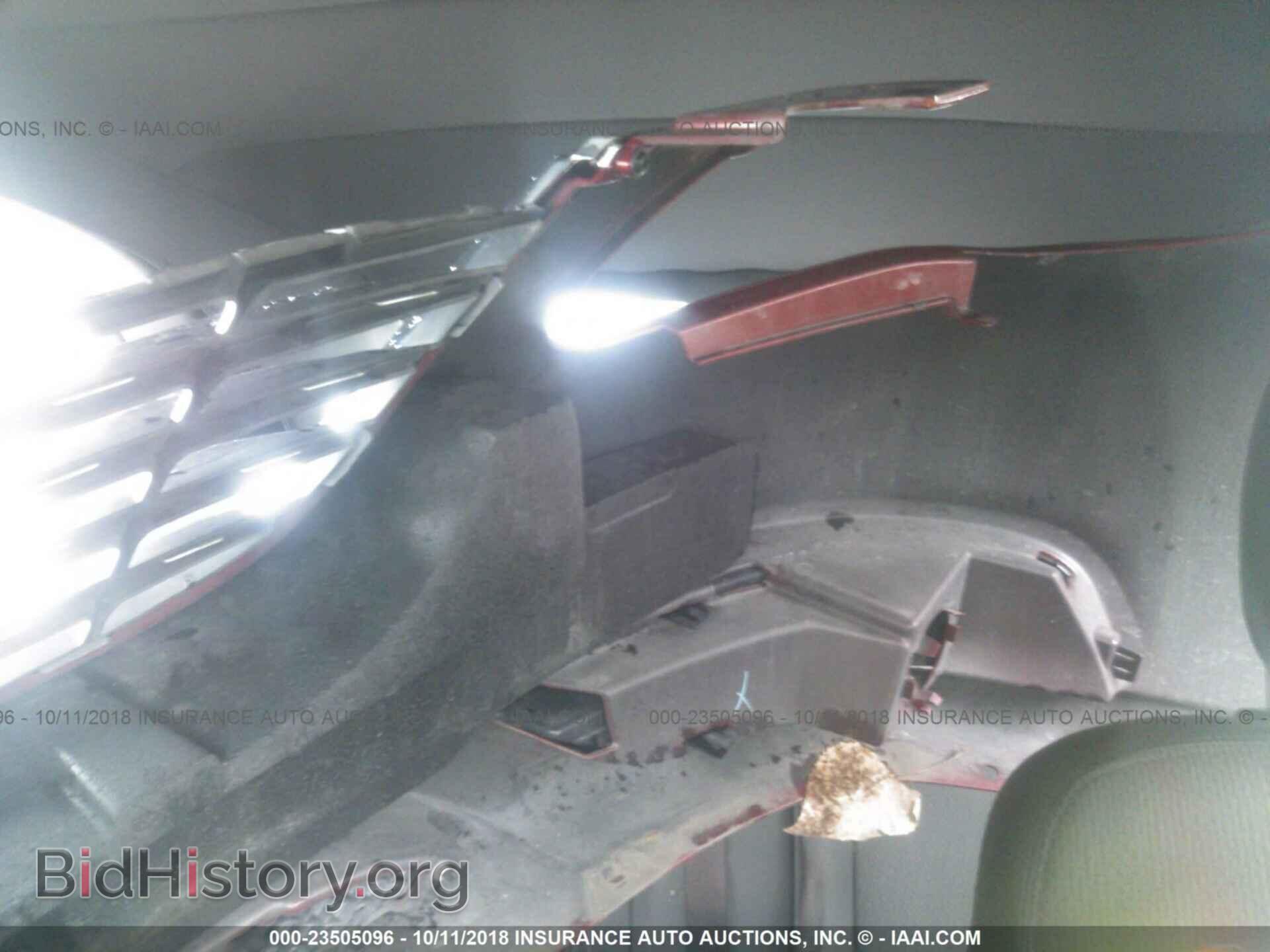 2012 CHRYSLER 200 - VIN: 1C3BCBEB8CN191037 - Photo 8