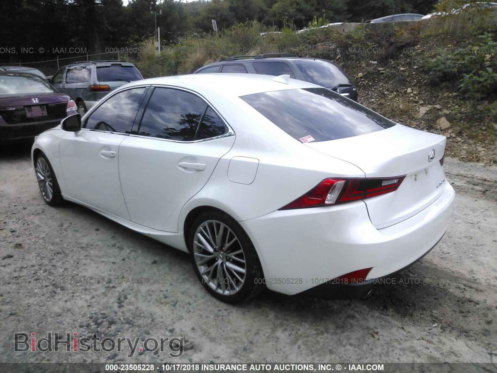 2014 Lexus Is - VIN: JTHCF1D29E5007650 - Photo 3
