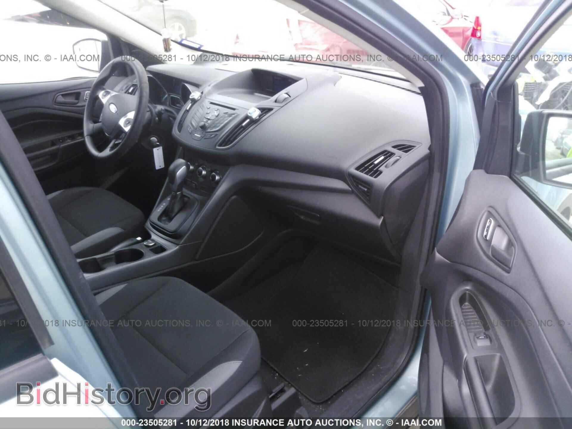2013 Ford Escape - VIN: 1FMCU0F77DUD68434 - Photo 5