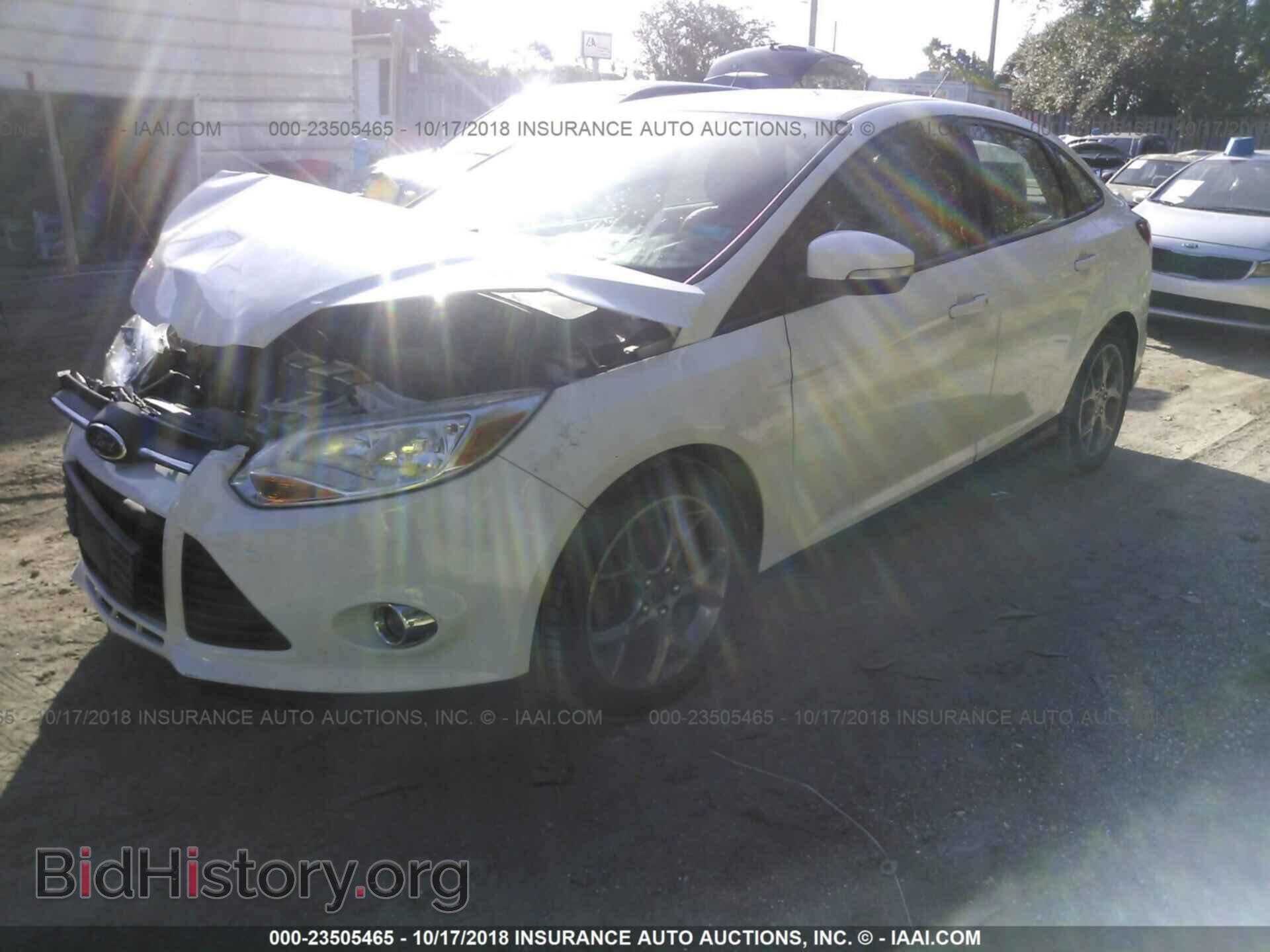 2013 Ford Focus - VIN: 1FADP3F21DL171387 - Фото 2