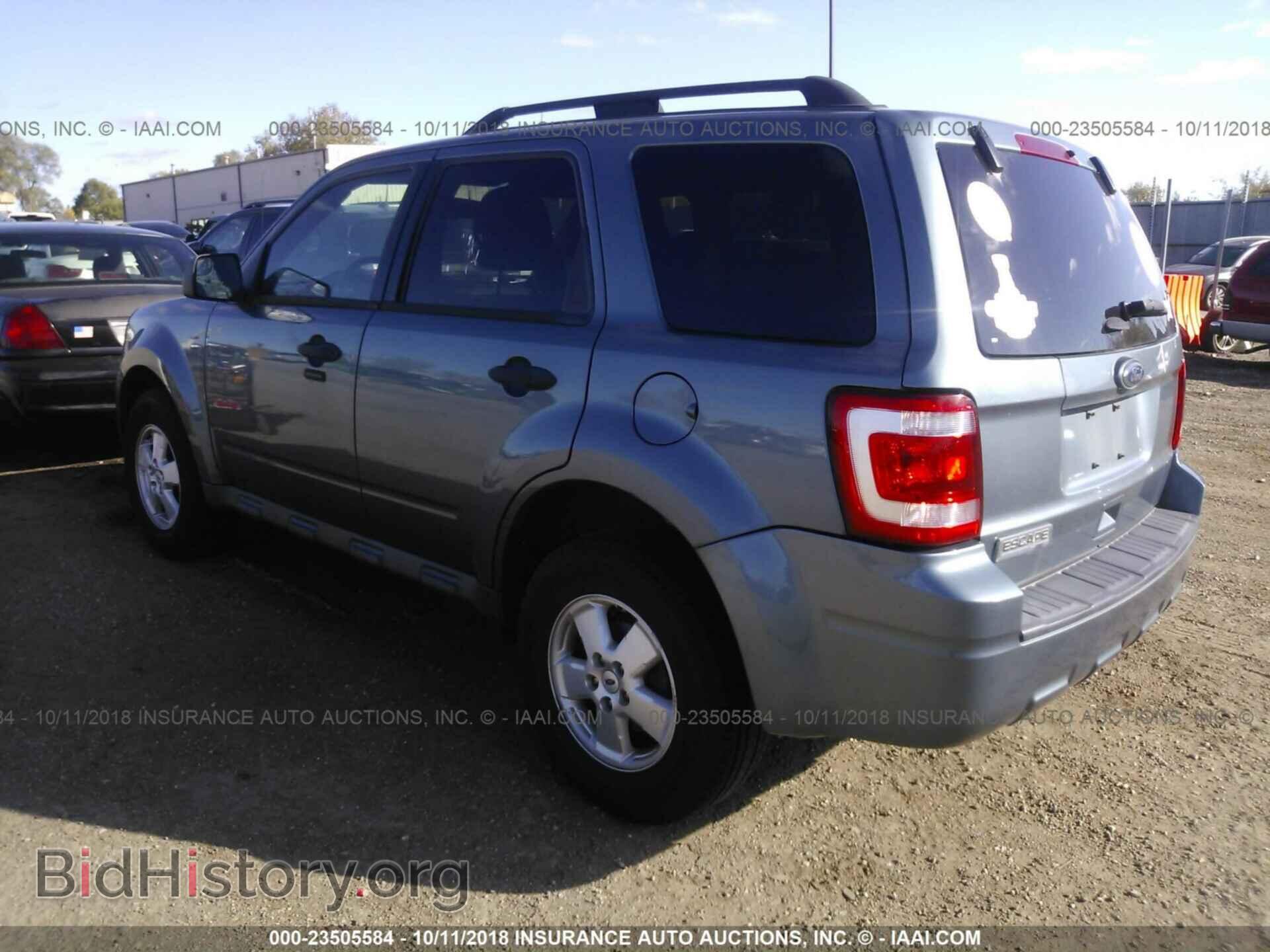 2012 Ford Escape - VIN: 1FMCU0D78CKA29159 - Фото 3