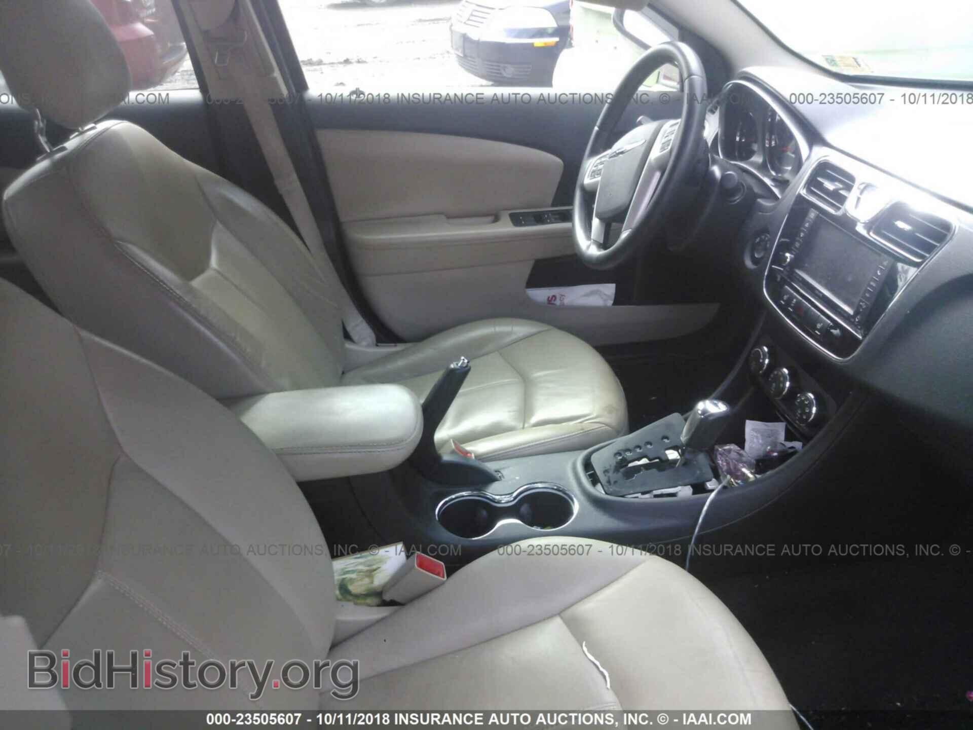2012 Chrysler 200 - VIN: 1C3CCBCG2CN277513 - Фото 5