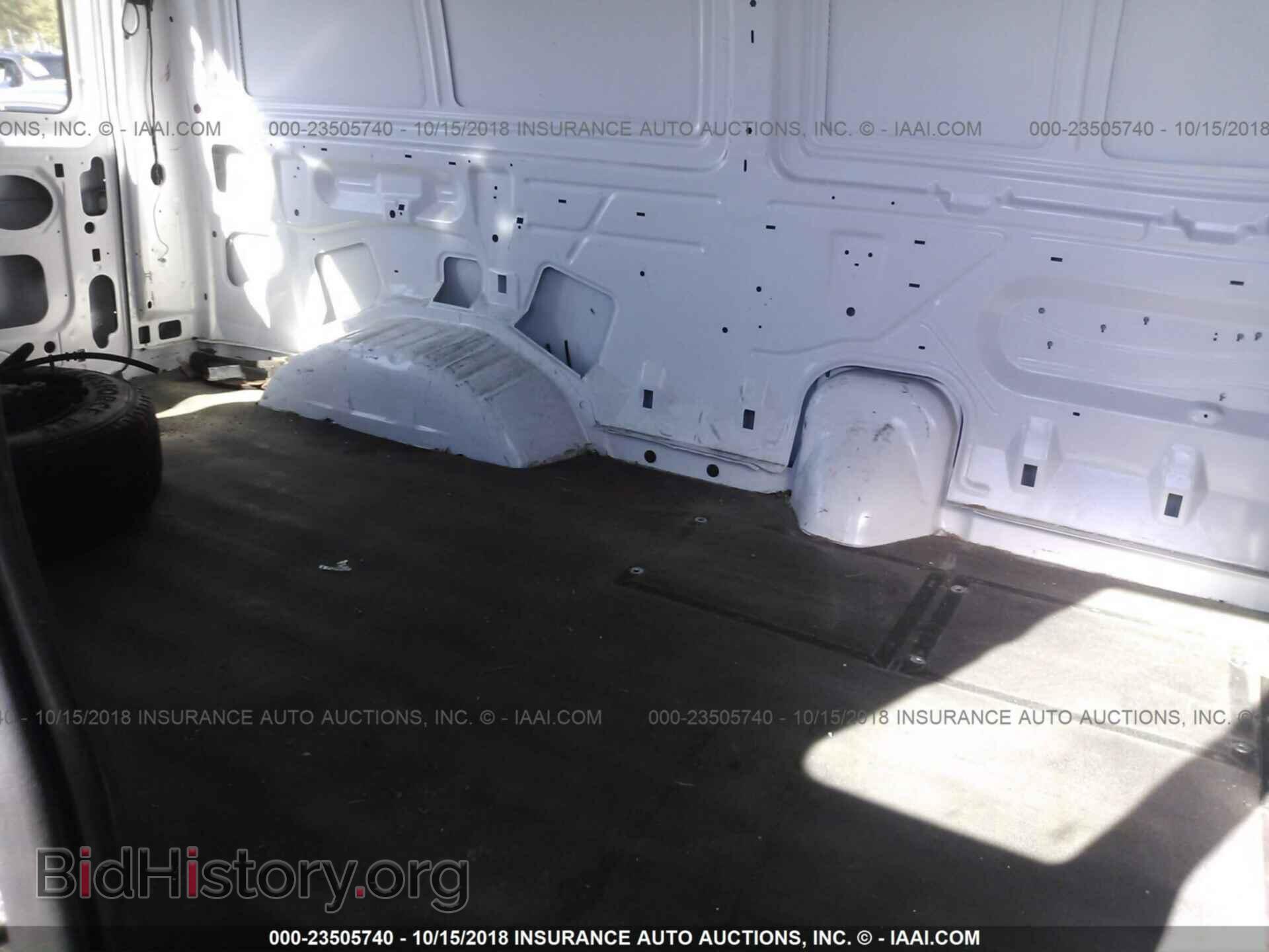 2013 Ford Econoline - VIN: 1FTNE1EW2DDB03526 - Photo 8