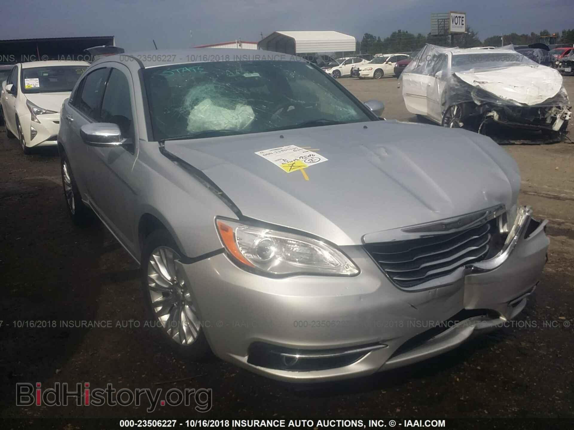 Фотография 1C3CCBCB5CN249497 - Chrysler 200 2012