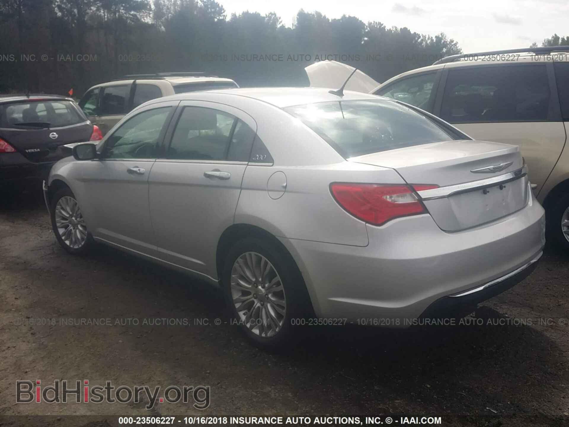 2012 Chrysler 200 - VIN: 1C3CCBCB5CN249497 - Фото 3