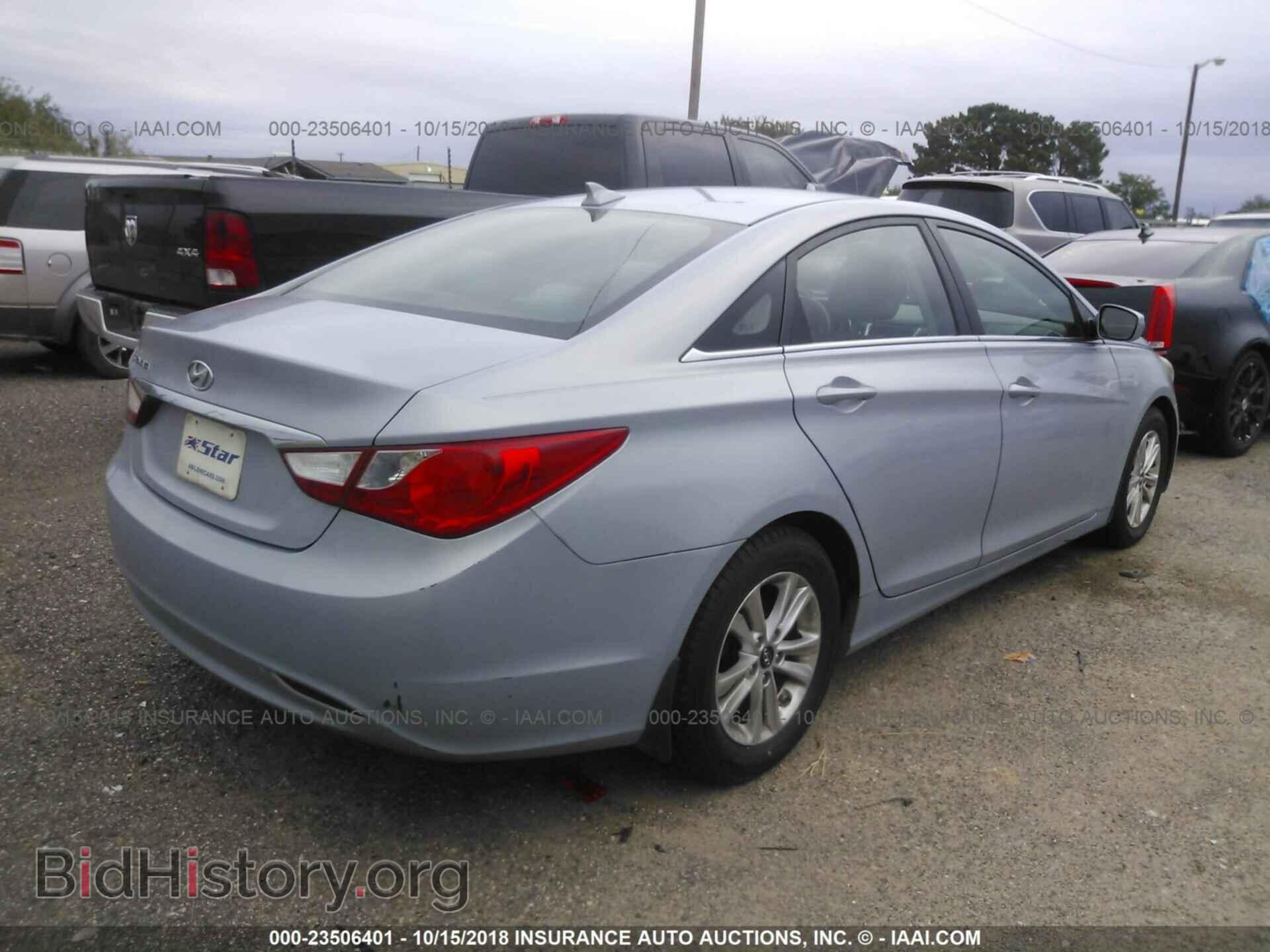 2012 Hyundai Sonata - VIN: 5NPEB4AC4CH412705 - Фото 4
