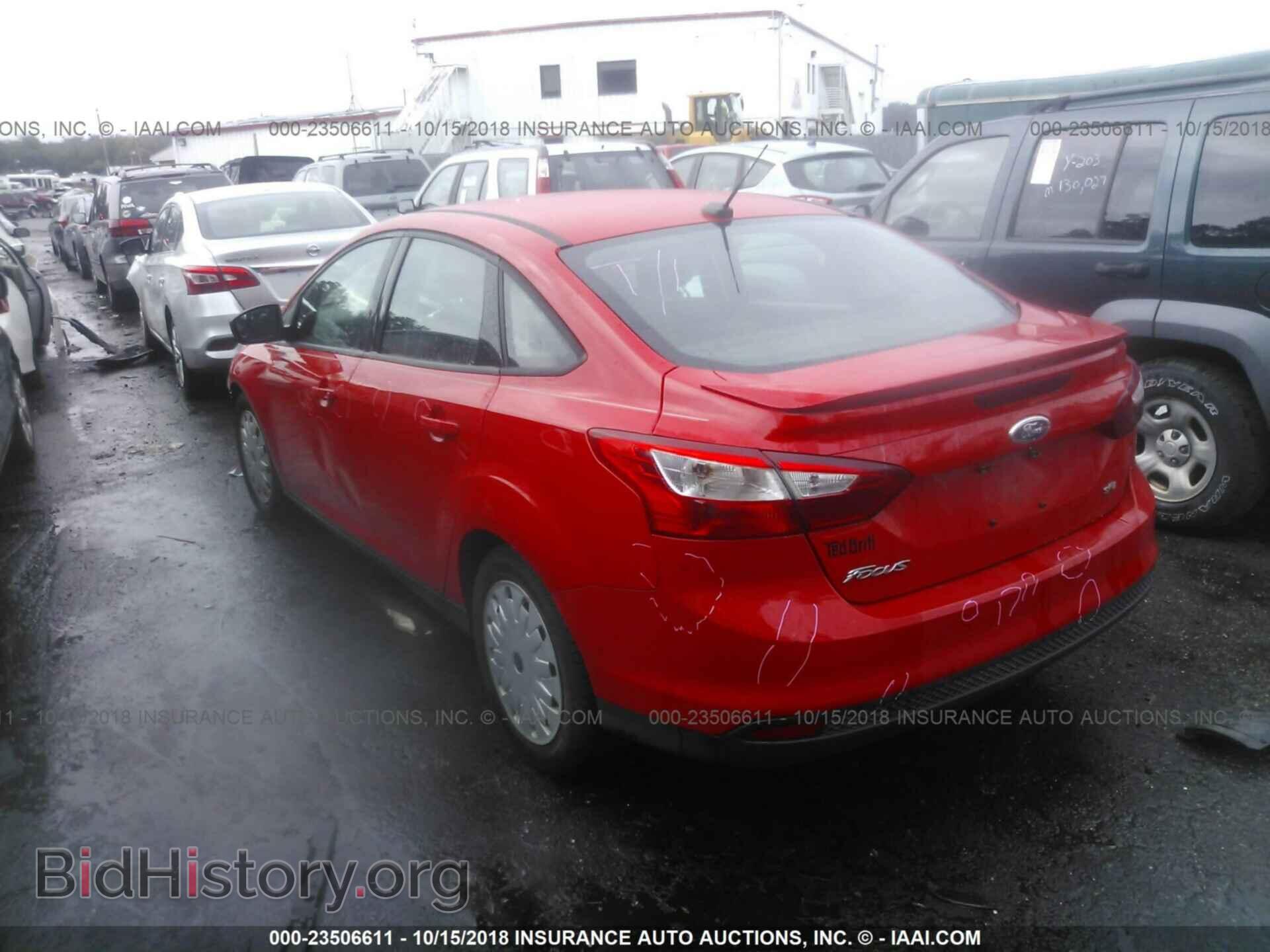 2012 Ford Focus - VIN: 1FAHP3F20CL249738 - Фото 3